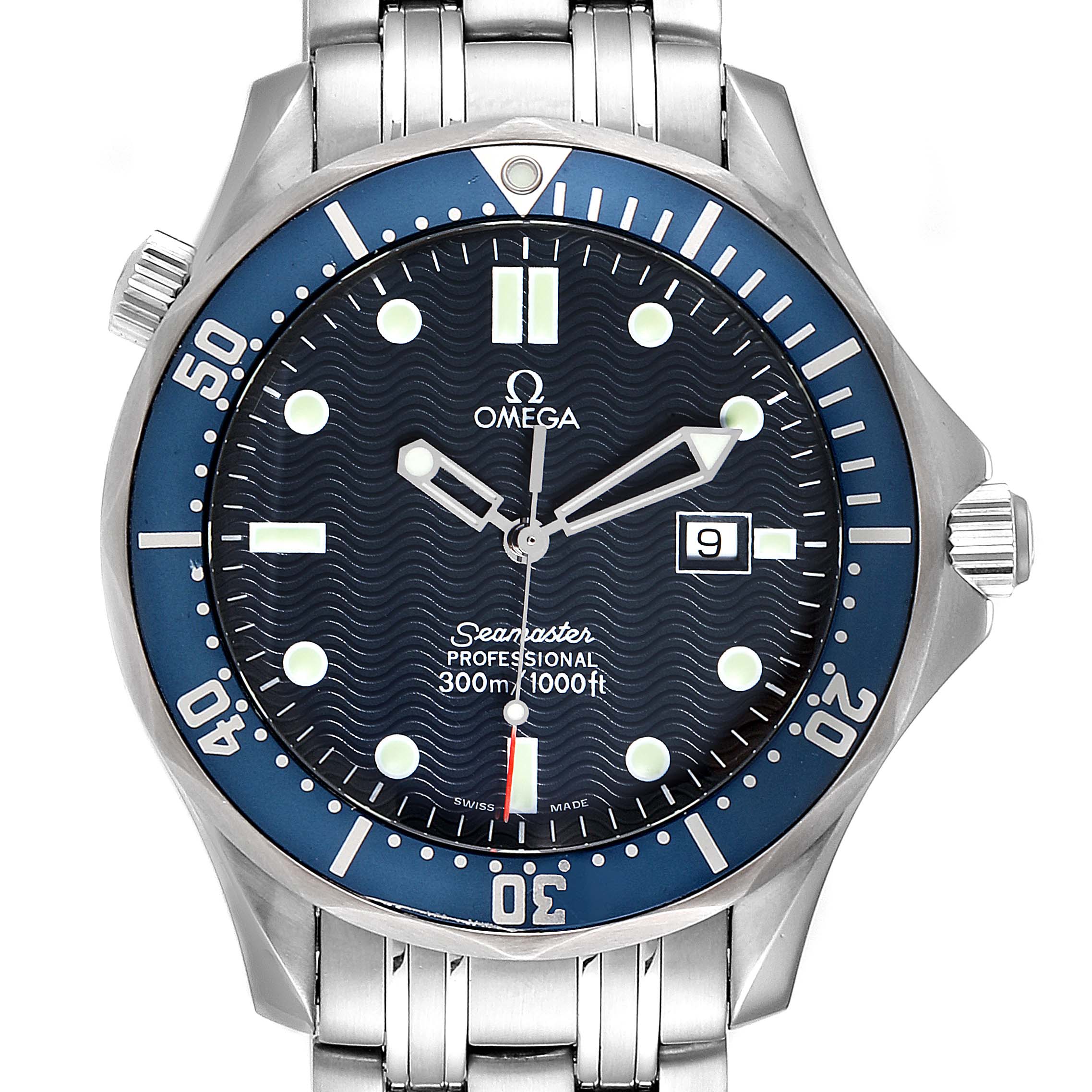 The image shows a frontal view of an Omega Seamaster 2541.80.00 Men
s Stainless Steel Blue Dial 2541.80.00 Men
s Stainless Steel Blue Dial watch, displaying the dial, bezel, bracelet, and date window.