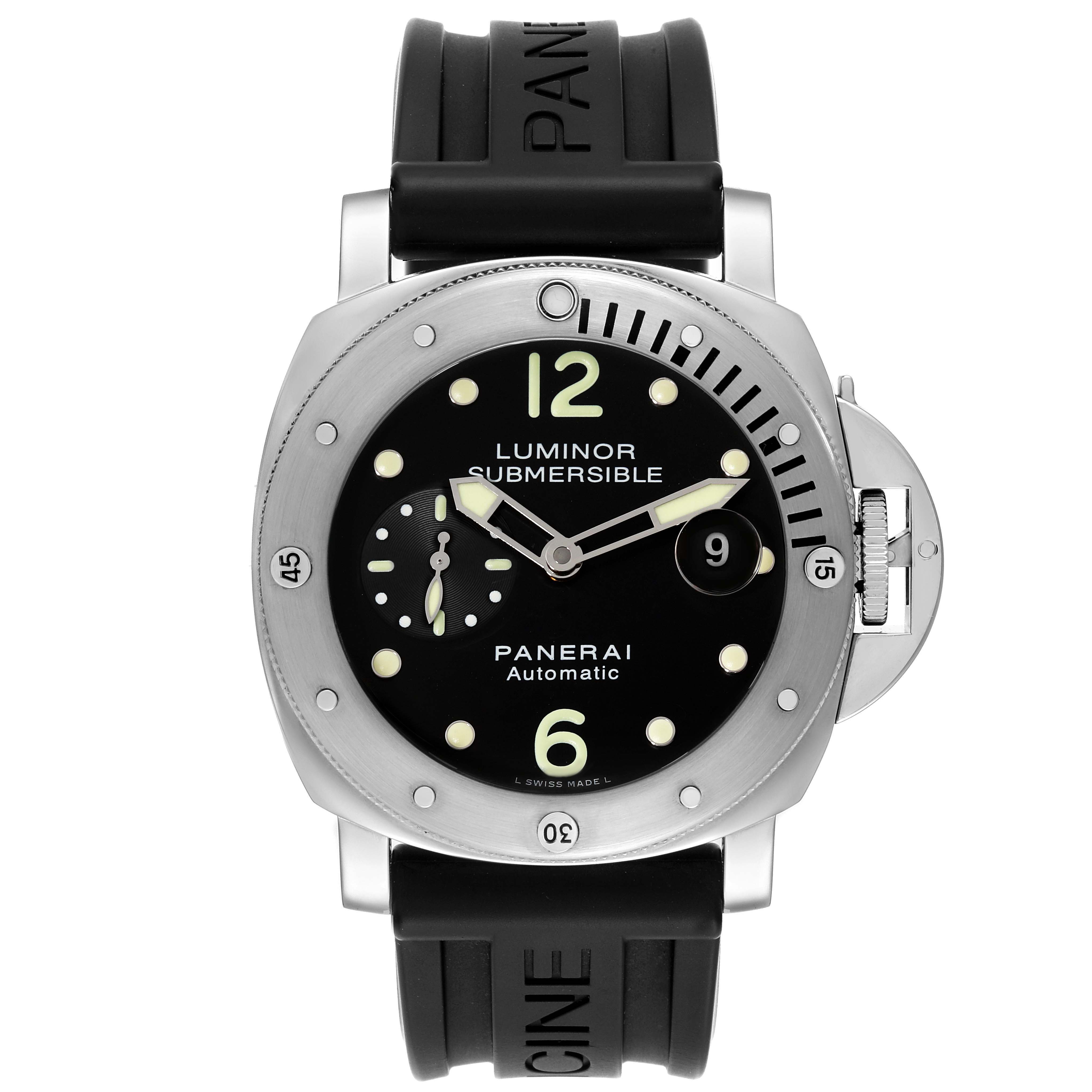 The image shows a front view of the Panerai Luminor Submersible watch, highlighting its dial, bezel, and rubber strap.