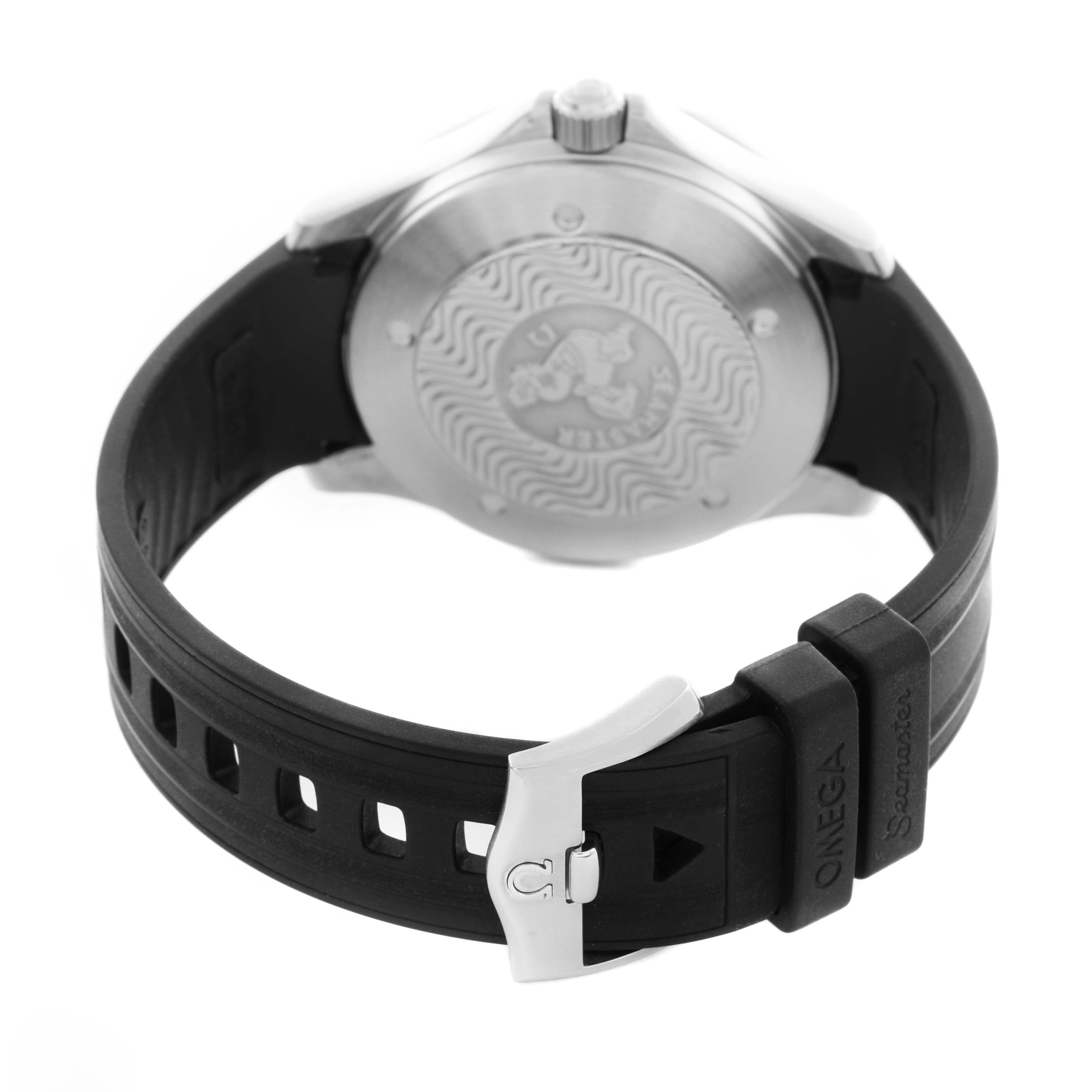 The image shows the back view of the Omega Seamaster 2538.20.00 Men
s Stainless Steel White Dial 2538.20.00 Men
s Stainless Steel White Dial watch, highlighting the case back and rubber strap with clasp.