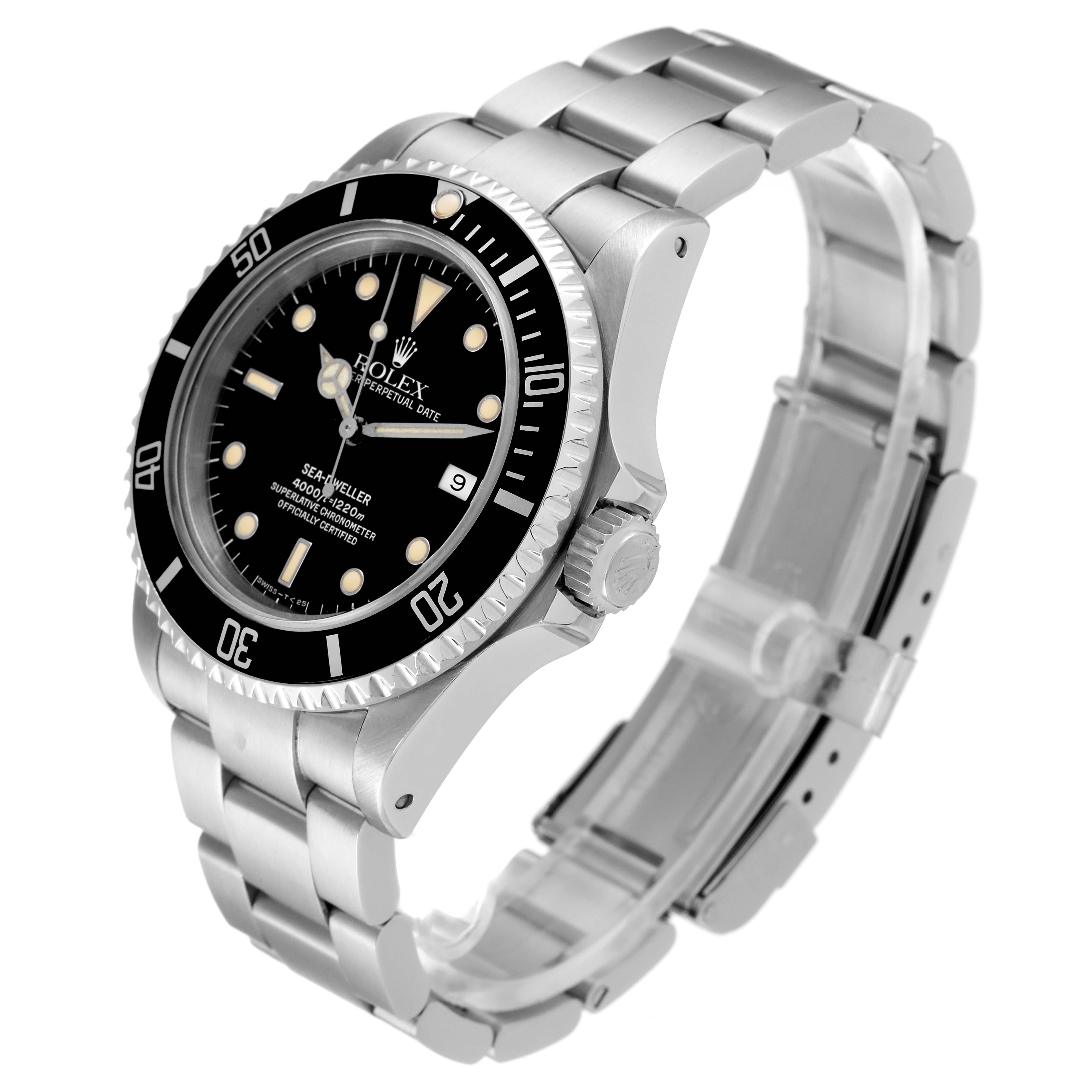 This image shows the front and side view of a Rolex Sea-Dweller 16600 Men
s Stainless Steel Black Dial 16600 Men
s Stainless Steel Black Dial watch, focusing on its dial, bezel, case, and bracelet.