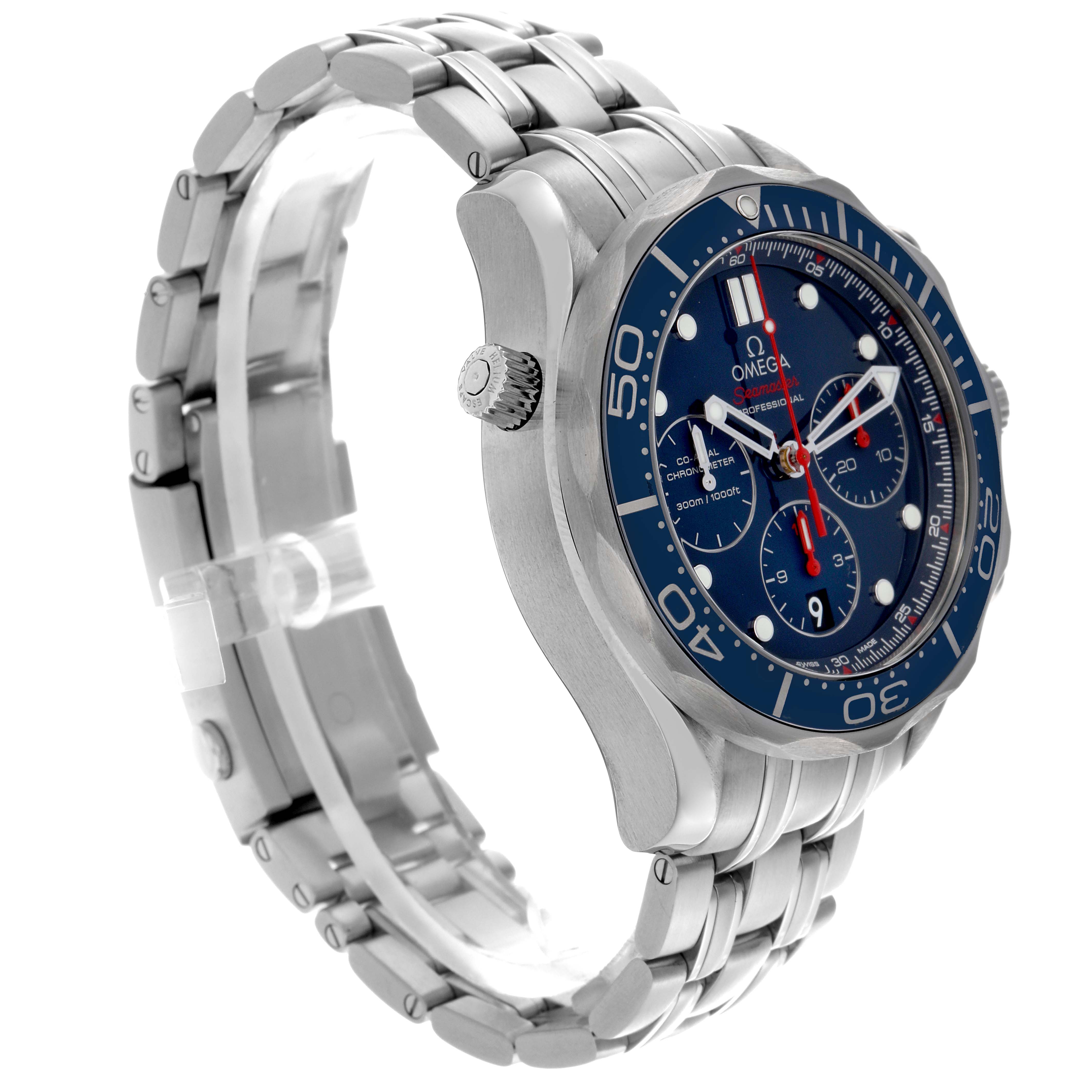 The Omega Seamaster 212.30.44.50.03.003 Men
s Stainless Steel Blue Dial 212.30.44.50.03.003 Men
s Stainless Steel Blue Dial is shown at a slightly angled side view, highlighting the bezel, crown, and bracelet links.