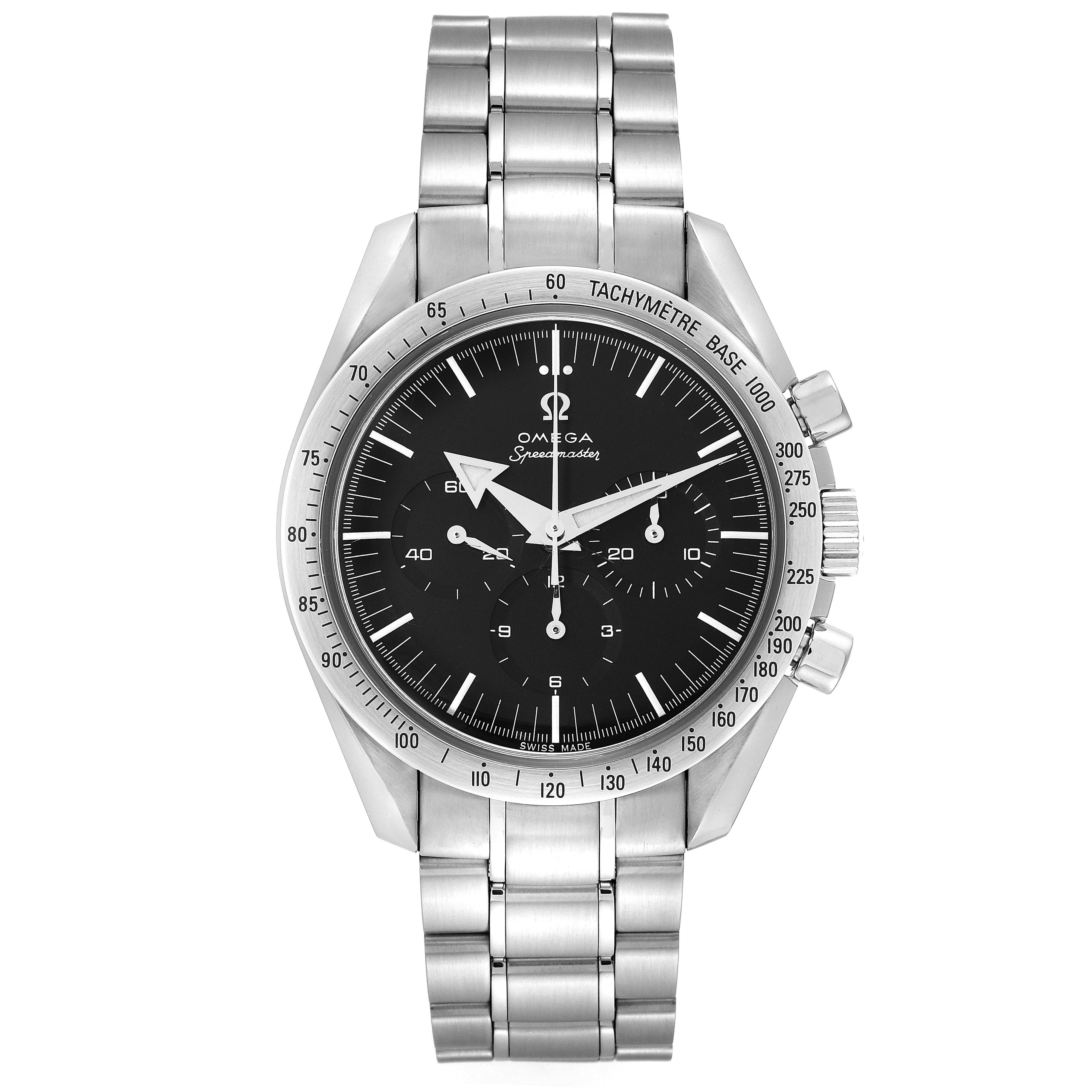 This is a frontal view of the Omega Speedmaster 3594.50.00 Men
s Stainless Steel Black Dial 3594.50.00 Men
s Stainless Steel Black Dial watch showing its face, bezel, and metallic bracelet.
