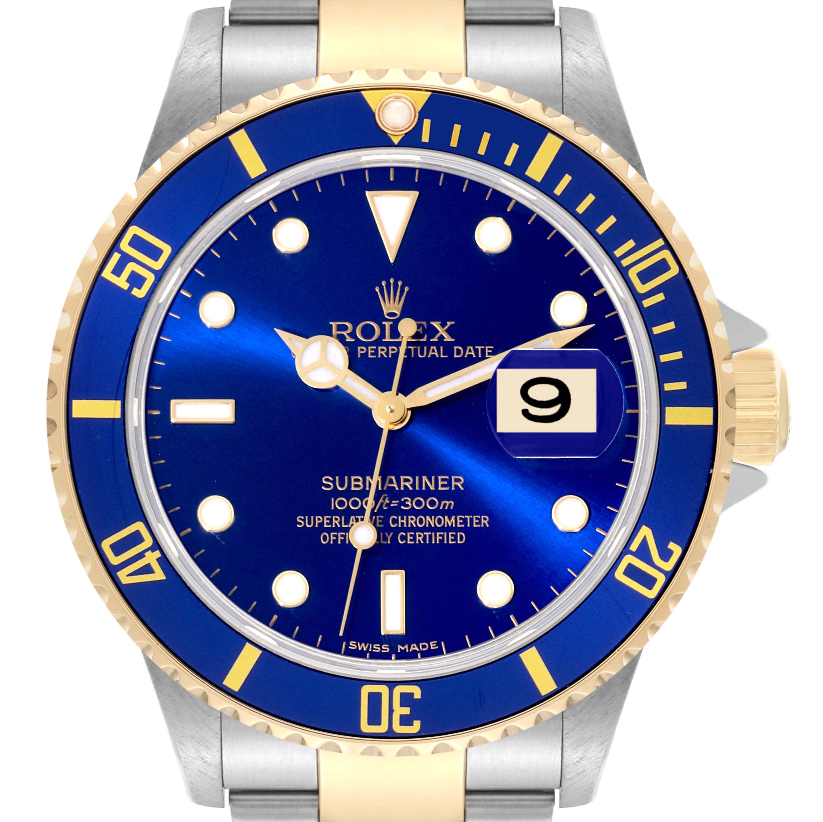 This image shows a front view of the Rolex Submariner 16613 Men's Steel and Gold (two tone) Blue Dial 16613 Men's Steel and Gold (two tone) Blue Dial watch, featuring a blue dial, date window, and two-tone bracelet.