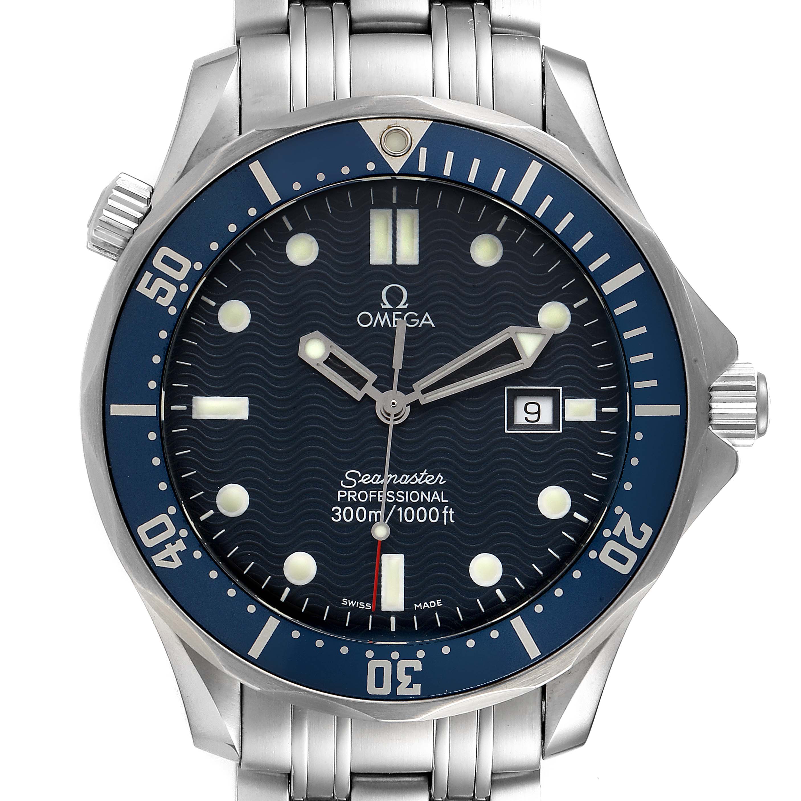 The image shows a front view of the Omega Seamaster 2541.80.00 Men
s Stainless Steel Blue Dial 2541.80.00 Men
s Stainless Steel Blue Dial watch, highlighting the dial, bezel, hands, date, and part of the bracelet.