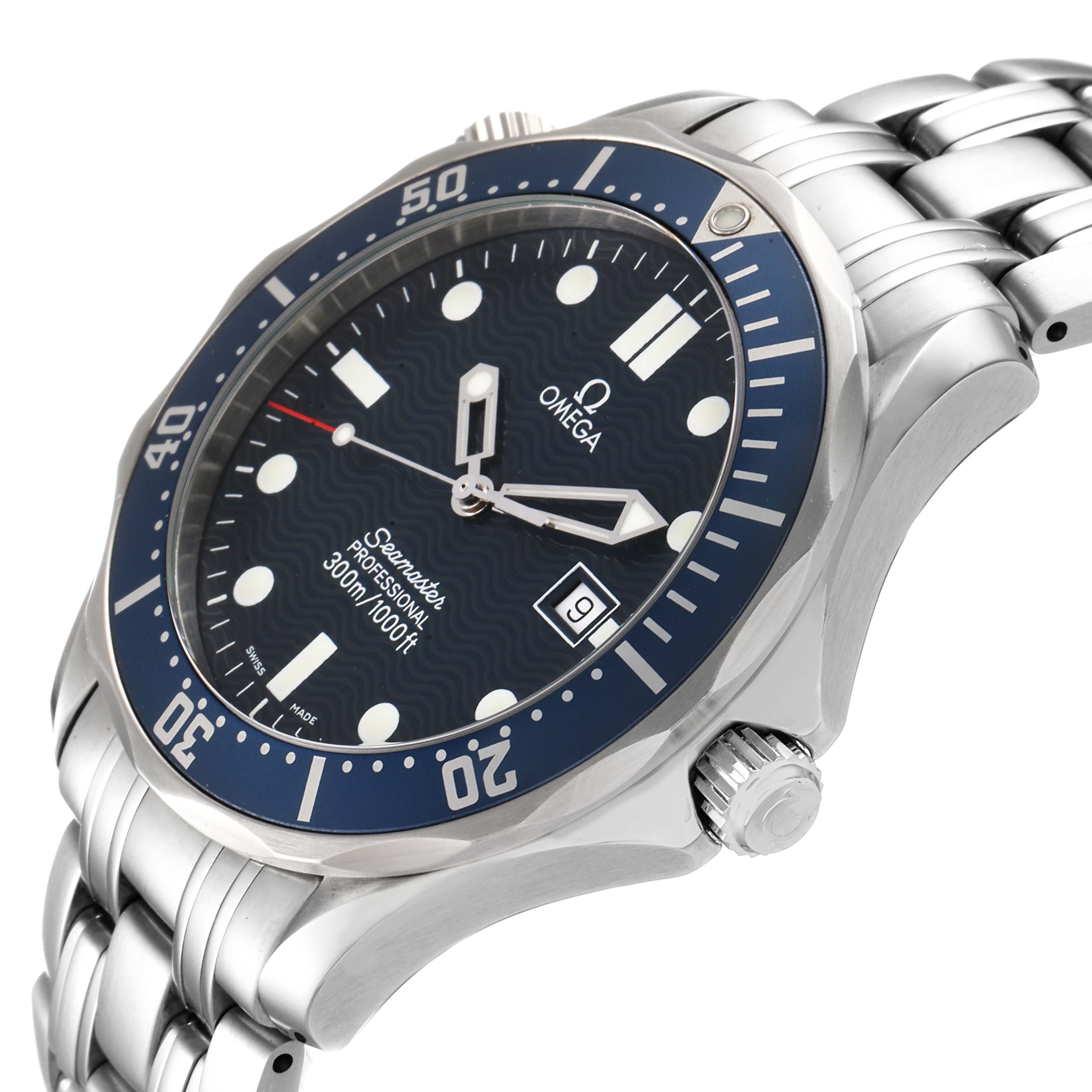 The image shows an angled view of an Omega Seamaster 2541.80.00 Men
s Stainless Steel Blue Dial 2541.80.00 Men
s Stainless Steel Blue Dial watch, highlighting its dial, bezel, crown, and bracelet.