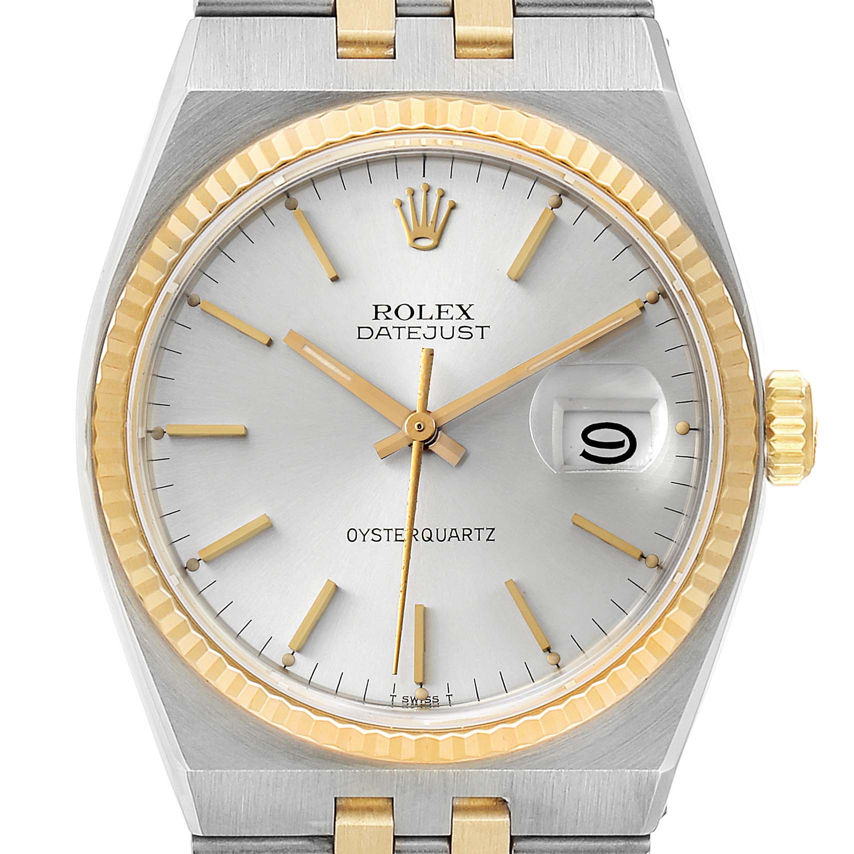 This image shows a frontal view of a Rolex Oysterquartz 17013 Men
s Steel and Gold (two tone) Silver Dial 17013 Men
s Steel and Gold (two tone) Silver Dial Datejust watch, highlighting the dial, bezel, hands, and date display.