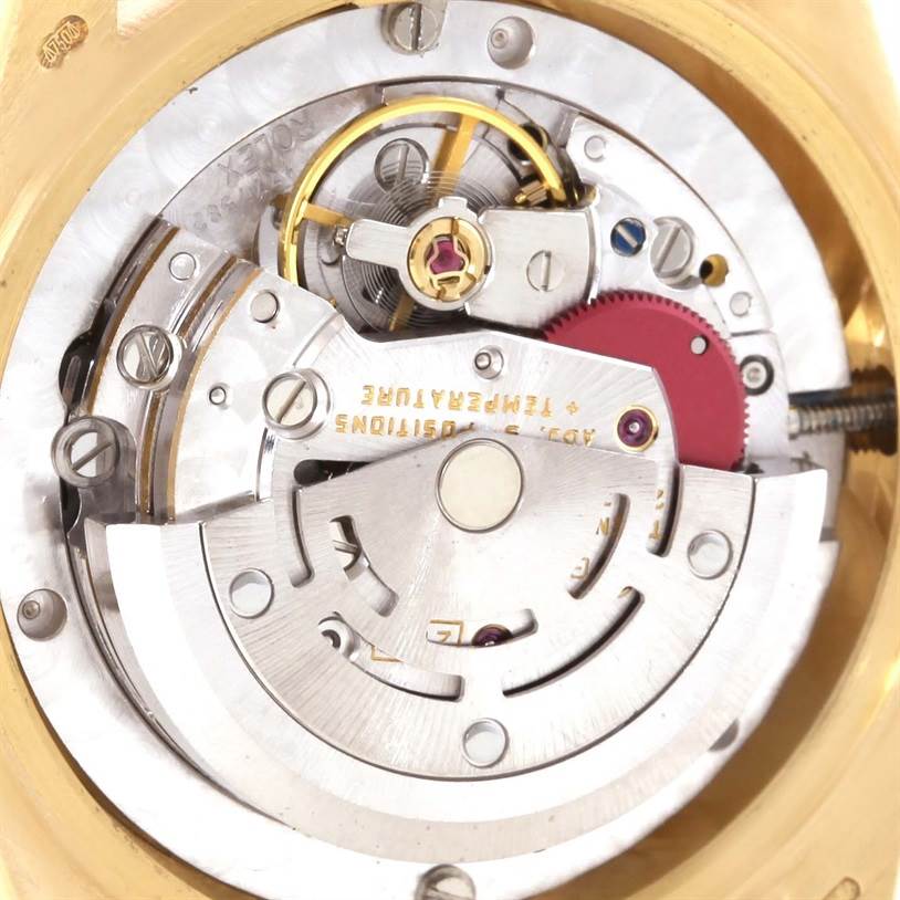 This image shows a close-up view of the internal mechanism of a Rolex President 68278 Men
s Yellow Gold Champagne Dial 68278 Men
s Yellow Gold Champagne Dial model watch.