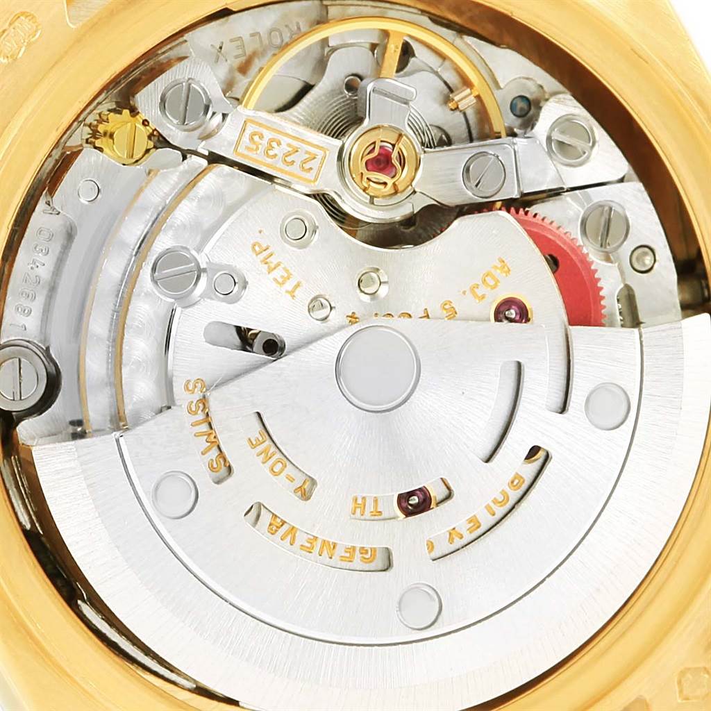 This image shows an angled view of the internal mechanism of the Rolex President 79258 Women's Yellow Gold White Dial 79258 Women's Yellow Gold White Dial model watch.