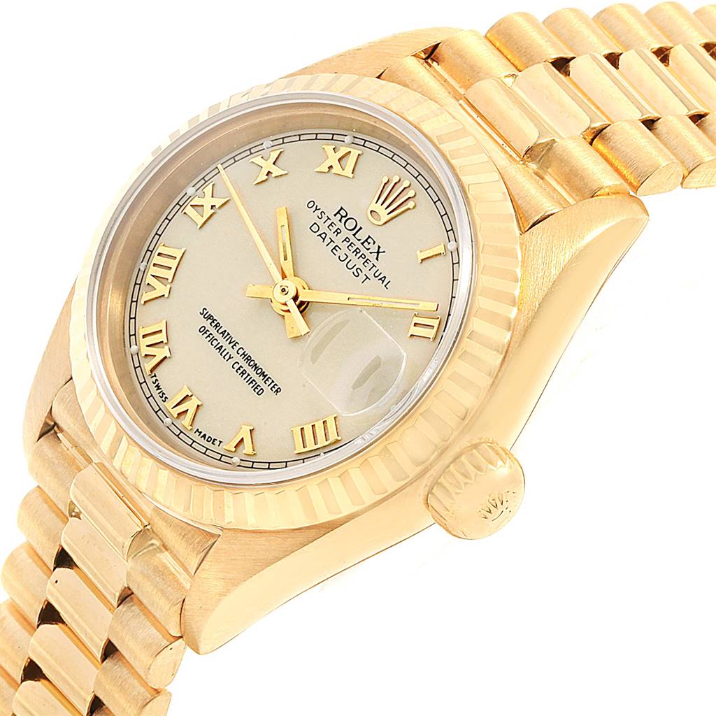 datejust yellow gold