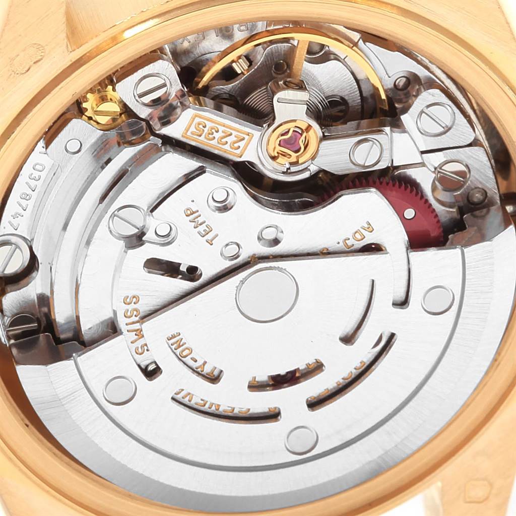 This image shows the movement mechanism of a Rolex President 79188 Women
s Yellow Gold Champagne Dial 79188 Women
s Yellow Gold Champagne Dial model watch from a close-up, top-down angle.