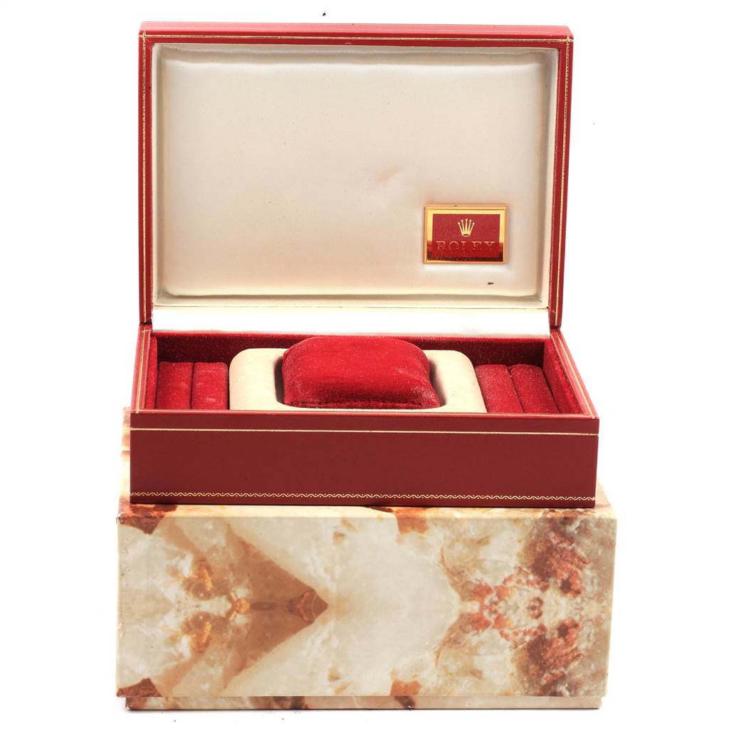 The image shows an open box for the Rolex President 68278 Women
s Yellow Gold Champagne Dial 68278 Women
s Yellow Gold Champagne Dial model watch, displaying its interior with a cushioned slot.