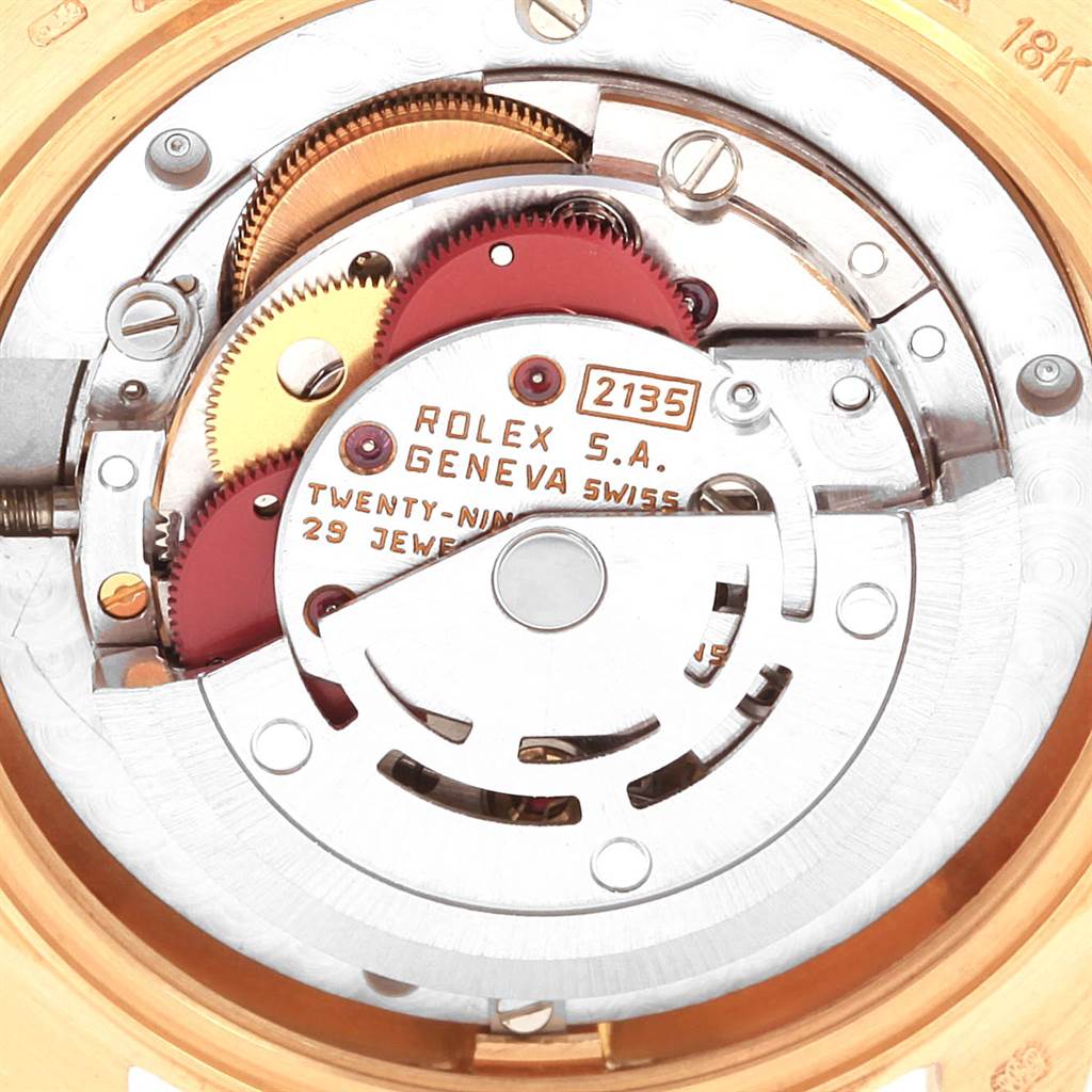 This image shows the inner mechanical movement of the Rolex President 68278 Women
s Yellow Gold Champagne Dial 68278 Women
s Yellow Gold Champagne Dial watch model from a close-up angle.