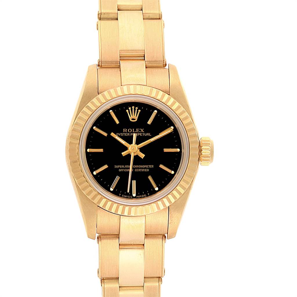 This image shows the front view of a Rolex President 67198 Women
s Yellow Gold Black Dial 67198 Women
s Yellow Gold Black Dial model watch, highlighting its black dial, gold case, and bracelet.