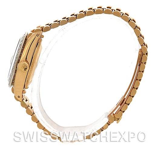 The image displays a side view of a Rolex President 6917 Women's Yellow Gold  6917 Women's Yellow Gold  model, focusing on the band and watch case.