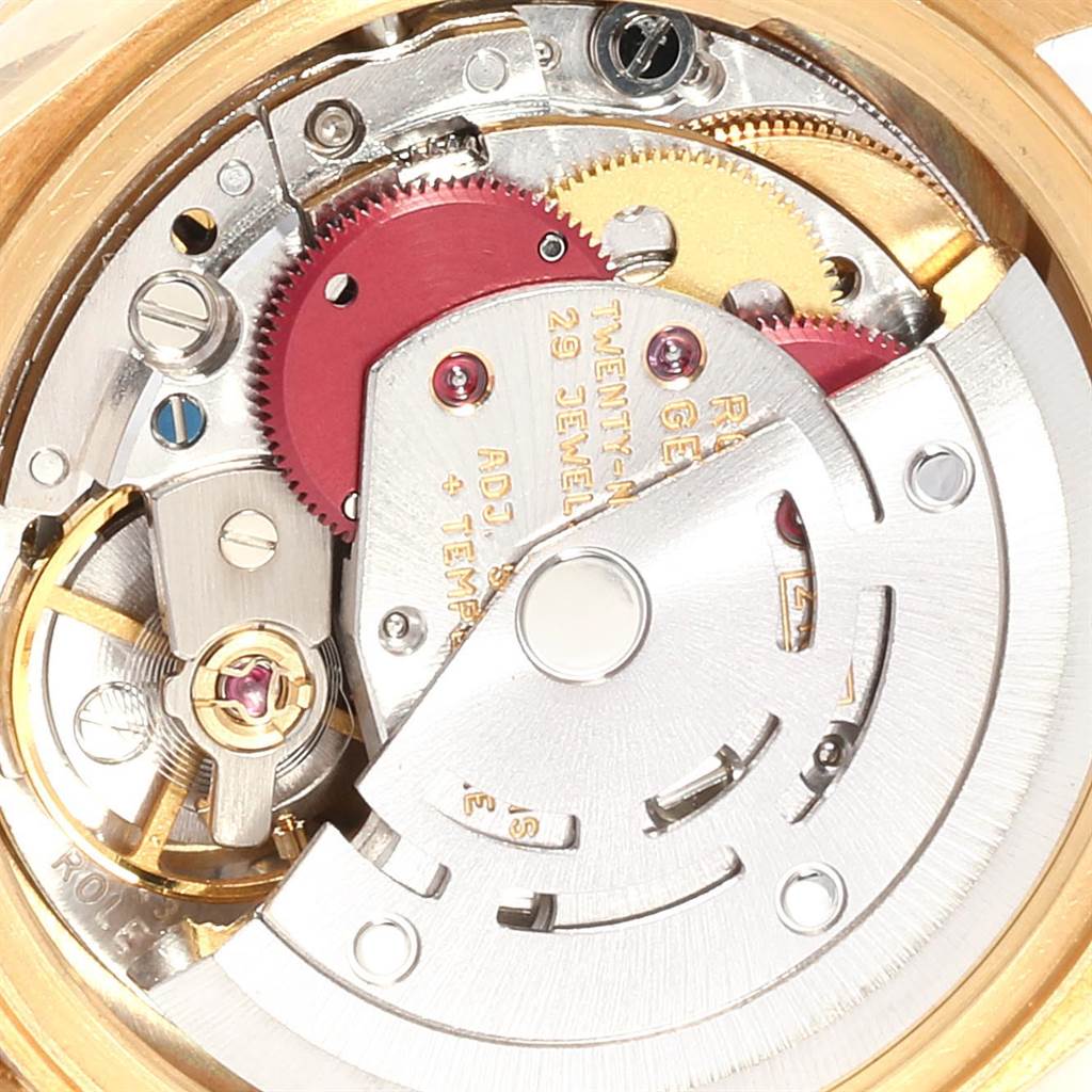 This image shows the internal mechanical movement of a Rolex President 69238 Women
s Yellow Gold Champagne Dial 69238 Women
s Yellow Gold Champagne Dial model watch.