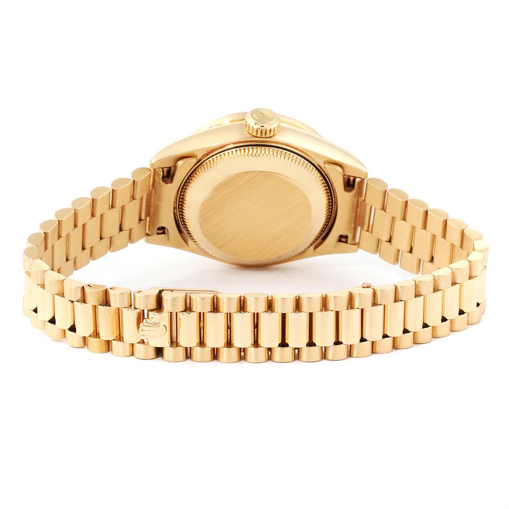 This image displays the back side and bracelet of a Rolex President 69138 Women
s Yellow Gold Champagne Dial 69138 Women
s Yellow Gold Champagne Dial model watch.