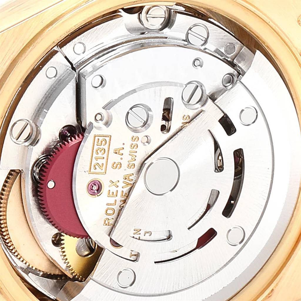This image shows the internal movement parts of a Rolex President 69178 Women
s Yellow Gold Champagne Dial 69178 Women
s Yellow Gold Champagne Dial model watch, captured from a close-up angle.