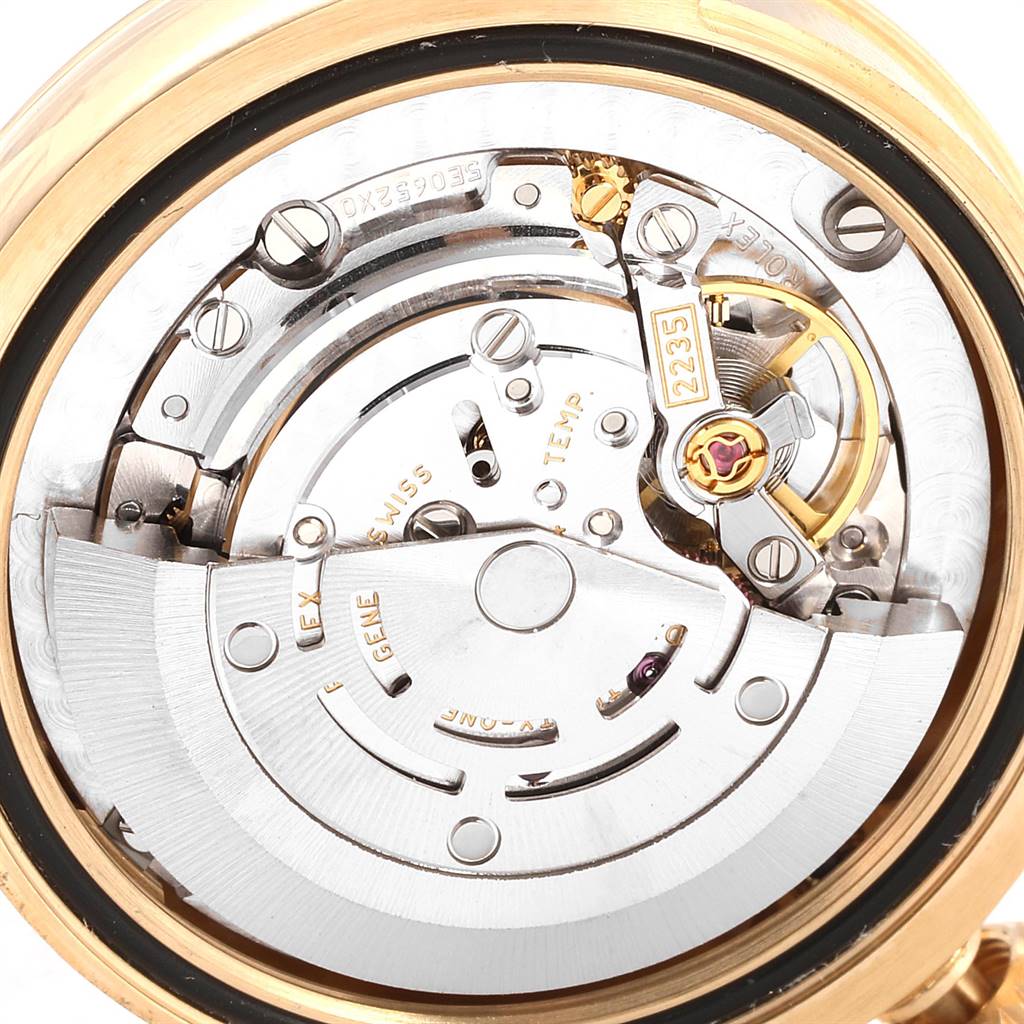 This image shows a detailed close-up of the movement mechanism of a Rolex President 178248 Women
s Yellow Gold Champagne Dial 178248 Women
s Yellow Gold Champagne Dial model watch.
