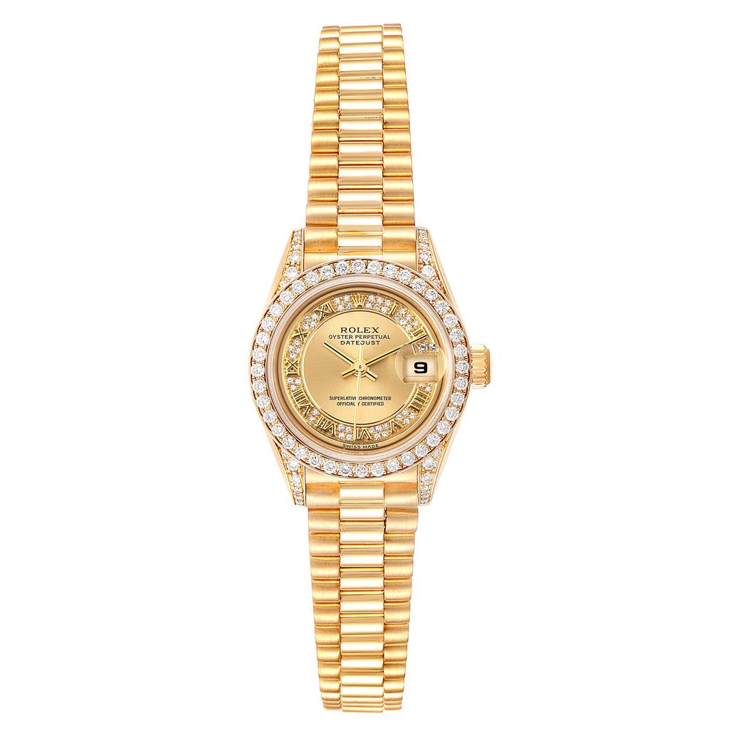 The image shows a front view of the President model by Rolex, displaying its dial, bezel, case, crown, and bracelet.