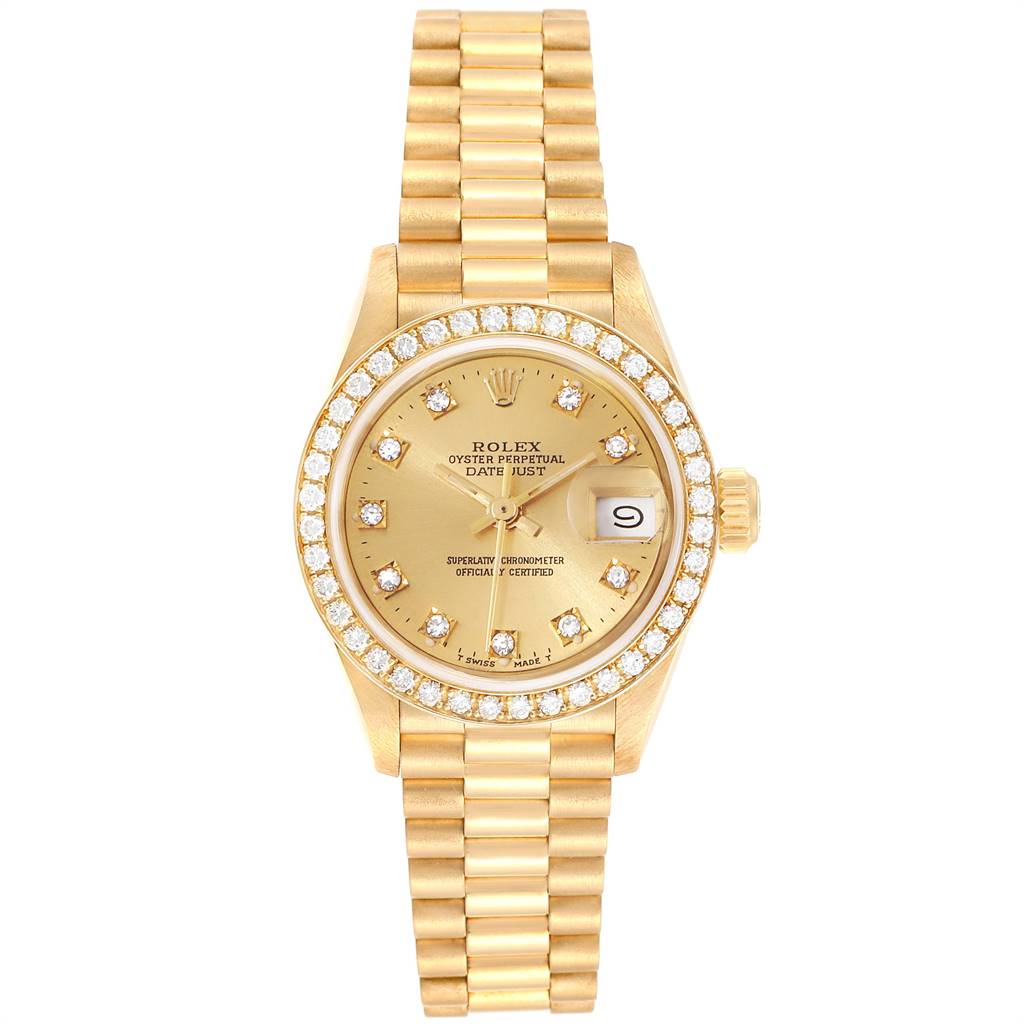 This Rolex President 69138 Women
s Yellow Gold Champagne Dial 69138 Women
s Yellow Gold Champagne Dial model watch is shown from a top-down angle, highlighting the face, bezel, and bracelet.