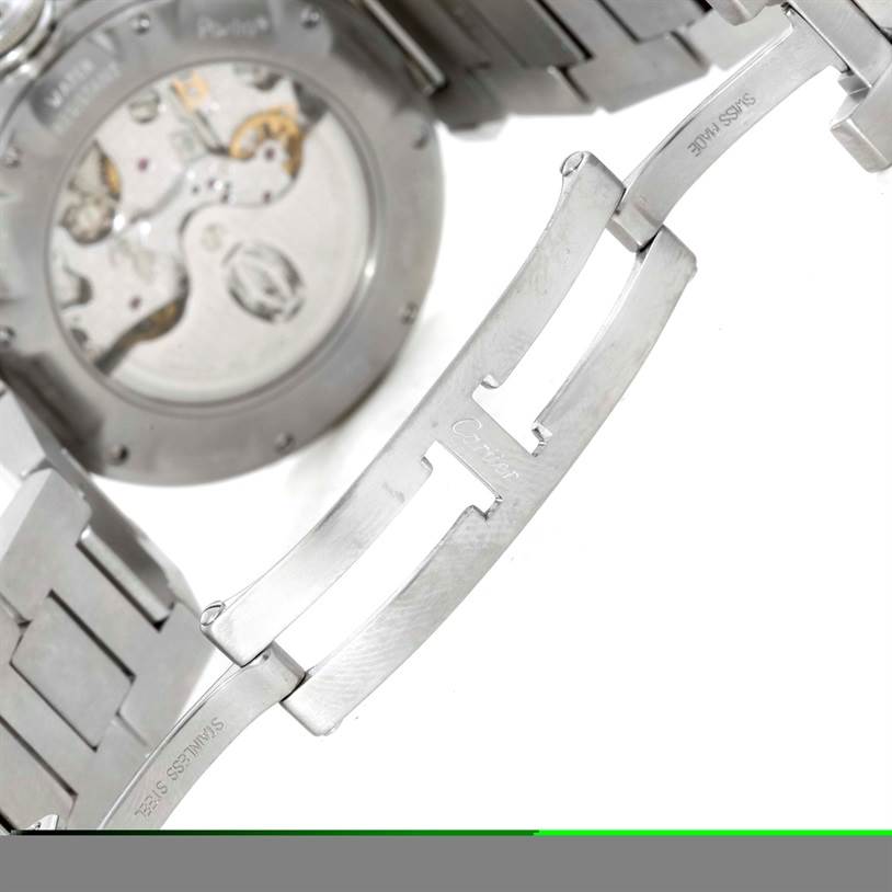 This image shows the clasp and partially open bracelet of a Cartier Pasha W31030H3 Men
s Stainless Steel Silver Dial W31030H3 Men
s Stainless Steel Silver Dial watch, focusing on its deployment buckle and case back.