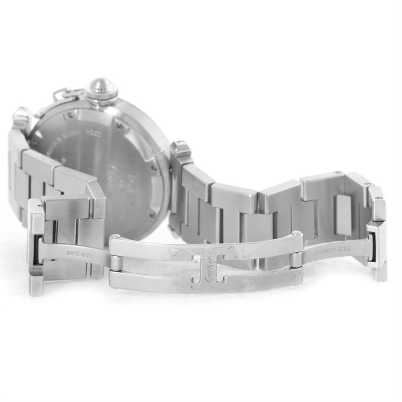 The image shows the back and the stainless steel bracelet of a Cartier Pasha W31074M7 Men's Stainless Steel White Dial W31074M7 Men's Stainless Steel White Dial model watch, including its deployment clasp.