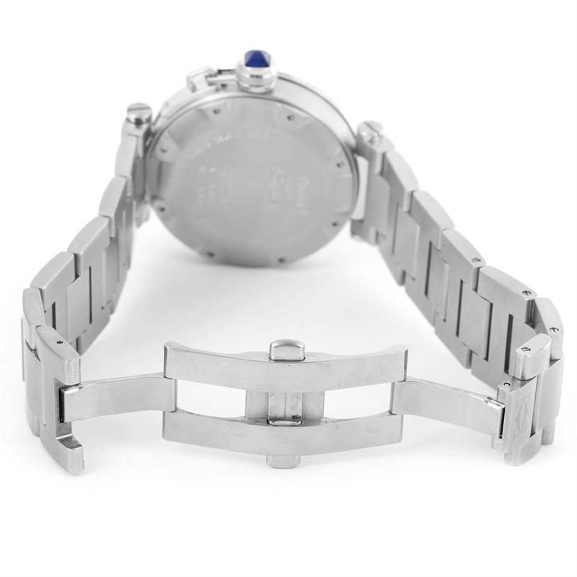 The image shows the back and bracelet clasp of a Cartier Pasha W31080M7 Men
s Stainless Steel Silver Dial W31080M7 Men
s Stainless Steel Silver Dial model watch.