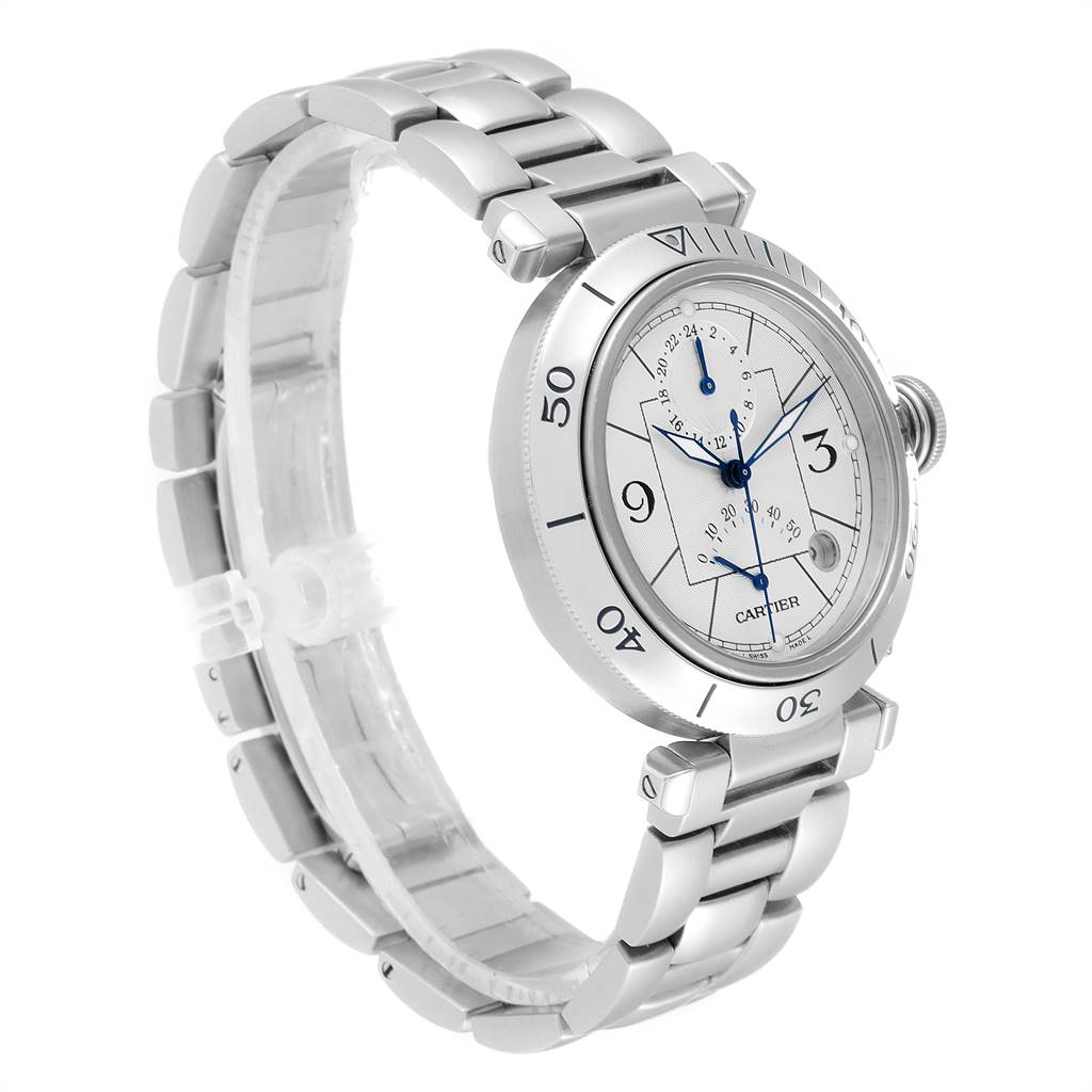 The Cartier Pasha W31037H3 Men
s Stainless Steel Silver Dial W31037H3 Men
s Stainless Steel Silver Dial watch is shown at an oblique angle, highlighting its face, bezel, and metal bracelet.