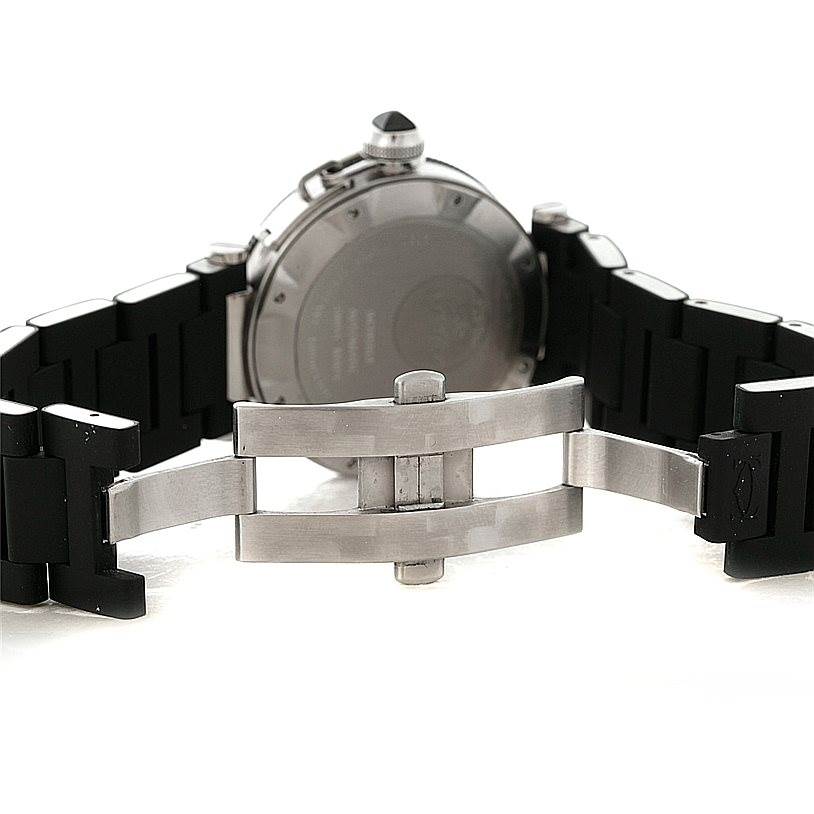This image shows the backside and folding clasp of a Cartier Pasha W31077U2 Men
s Stainless Steel Black Dial W31077U2 Men
s Stainless Steel Black Dial model watch, highlighting its bracelet and case back.