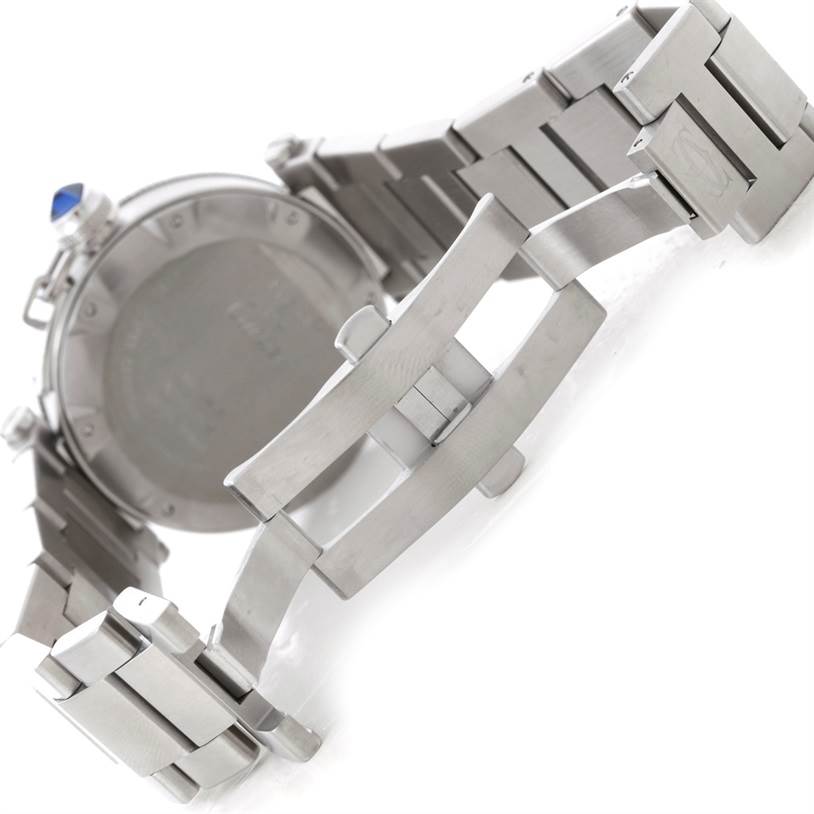 This image shows the back of a Cartier Pasha W31080M7 Men
s Stainless Steel Silver Dial W31080M7 Men
s Stainless Steel Silver Dial watch, focusing on the bracelet and deployment clasp.