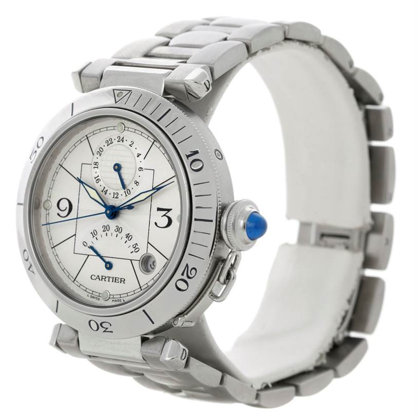 This image shows a side-angle view of the Cartier Pasha W31037H3 Men
s Stainless Steel Silver Dial W31037H3 Men
s Stainless Steel Silver Dial watch, highlighting its bezel, dial, bracelet, and crown.