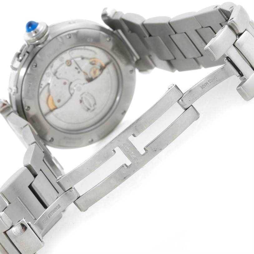 The image shows the back case and bracelet clasp of a Cartier Pasha W31037H3 Men
s Stainless Steel Silver Dial W31037H3 Men
s Stainless Steel Silver Dial watch, revealing its movement and stainless steel links.