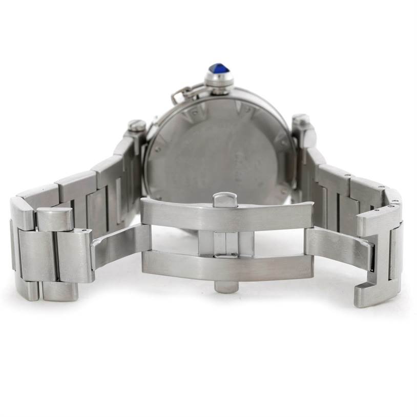 The image shows the open clasp and back of a Cartier Pasha W31077M7 Men
s Stainless Steel Black Dial W31077M7 Men
s Stainless Steel Black Dial watch, highlighting its stainless steel bracelet and caseback.