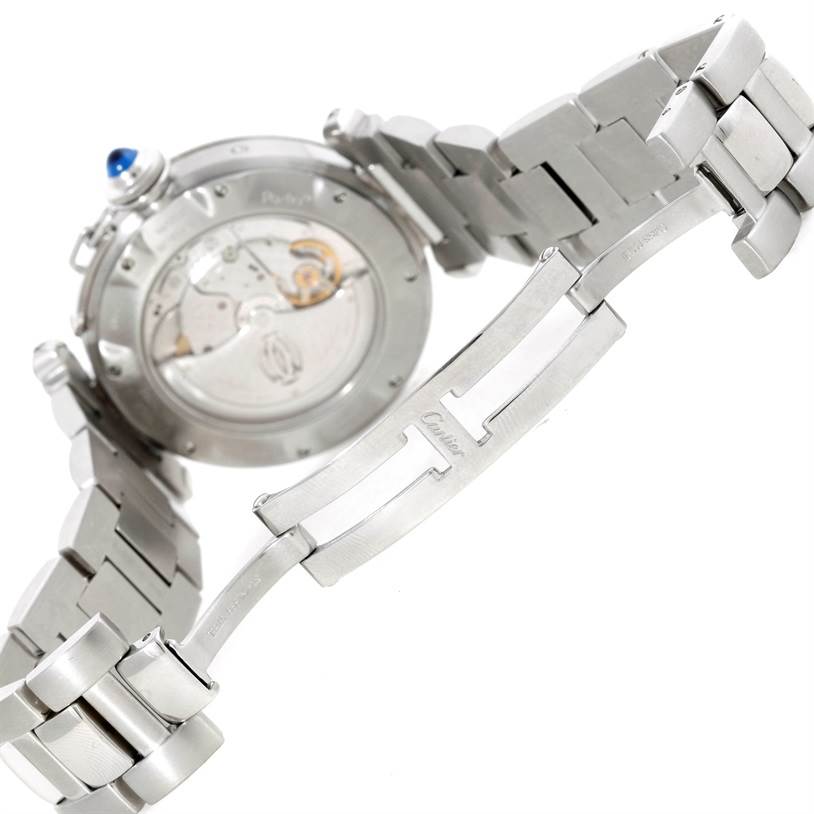 This image shows the back case and bracelet of a Cartier Pasha W31037H3 Men
s Stainless Steel Silver Dial W31037H3 Men
s Stainless Steel Silver Dial watch, highlighting the movement mechanism and clasp.