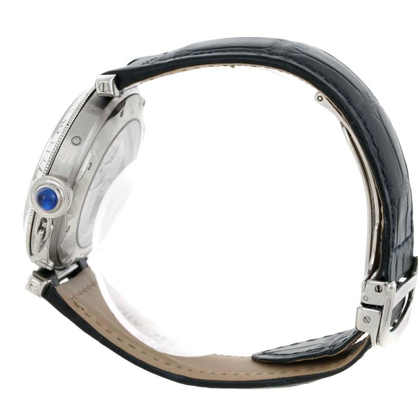This image shows a side view of the Cartier Pasha W31037H3 Men
s Stainless Steel Silver Dial W31037H3 Men
s Stainless Steel Silver Dial watch, highlighting its band, clasp, and crown.