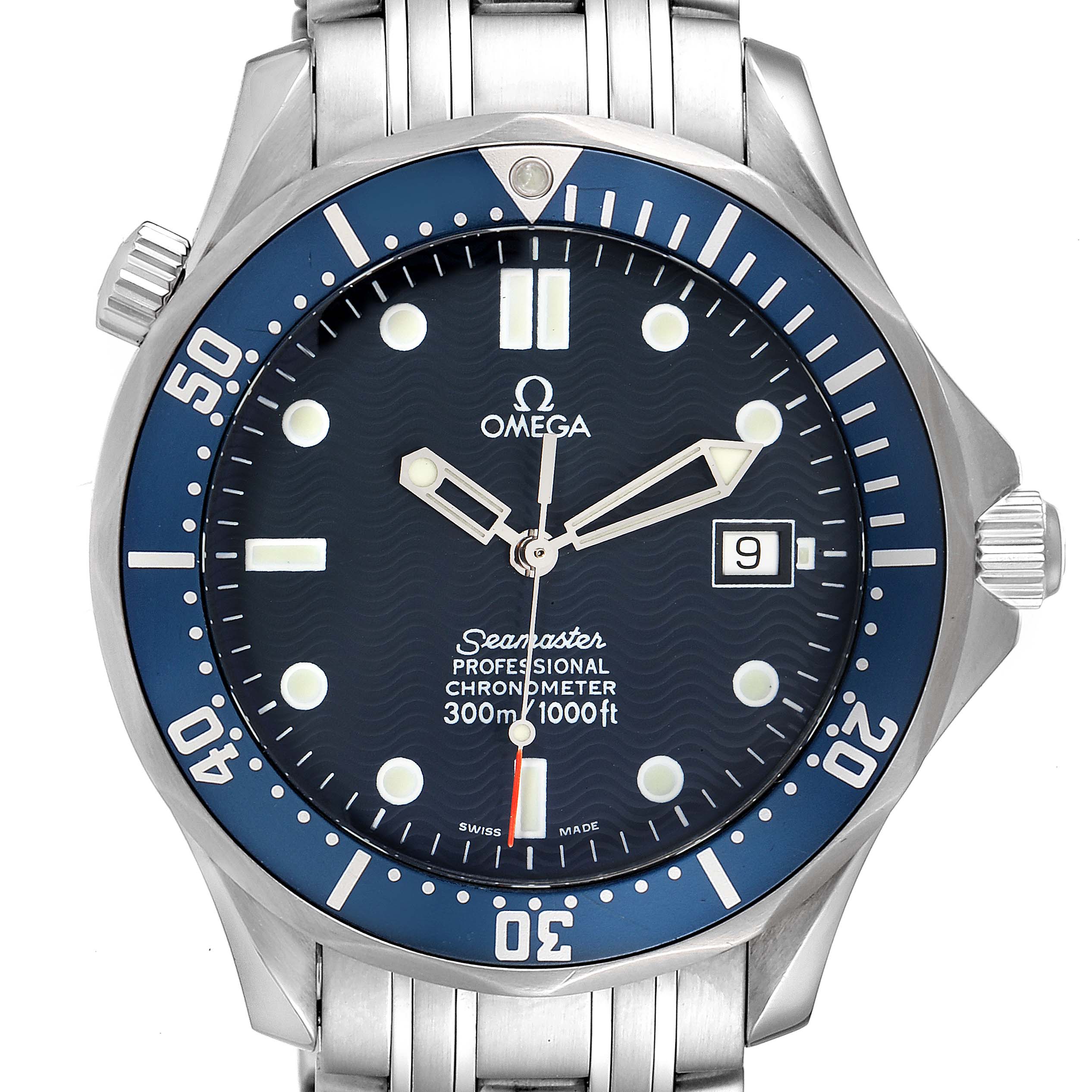 The image shows a front view of the Omega Seamaster 2531.80.00 Men
s Stainless Steel Blue Dial 2531.80.00 Men
s Stainless Steel Blue Dial watch, highlighting the dial, hands, bezel, and part of the bracelet.