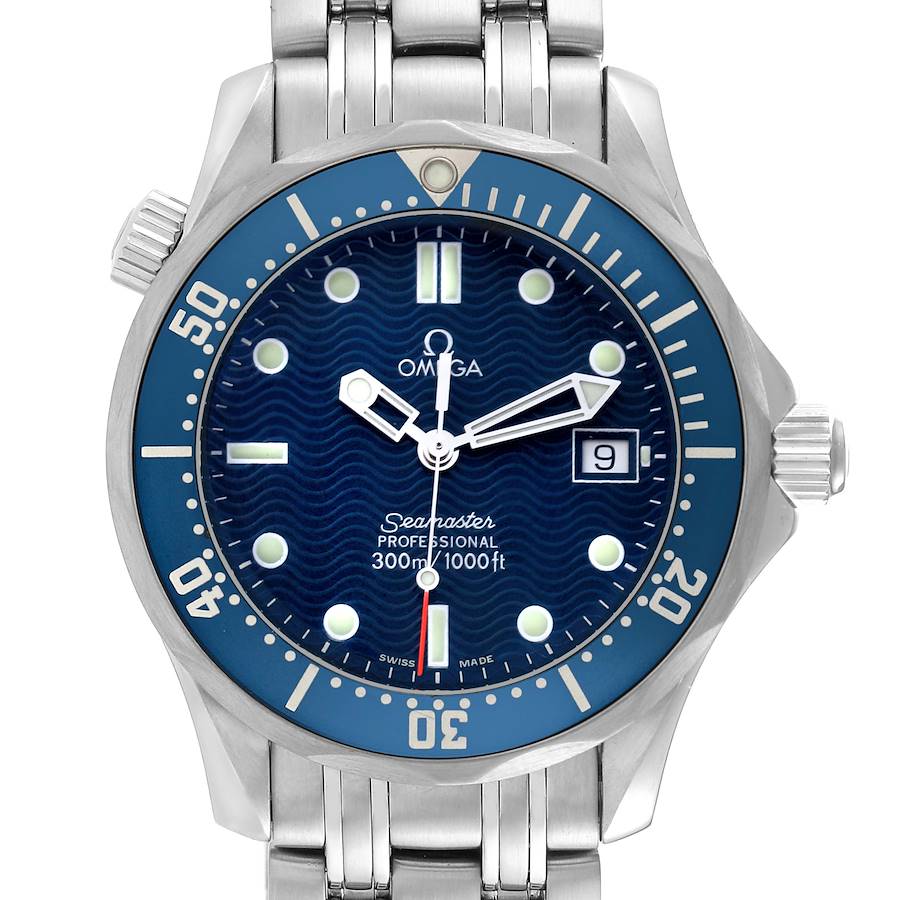 The image shows a front view of an Omega Seamaster watch, displaying its dial, bracelet, bezel, and crown.