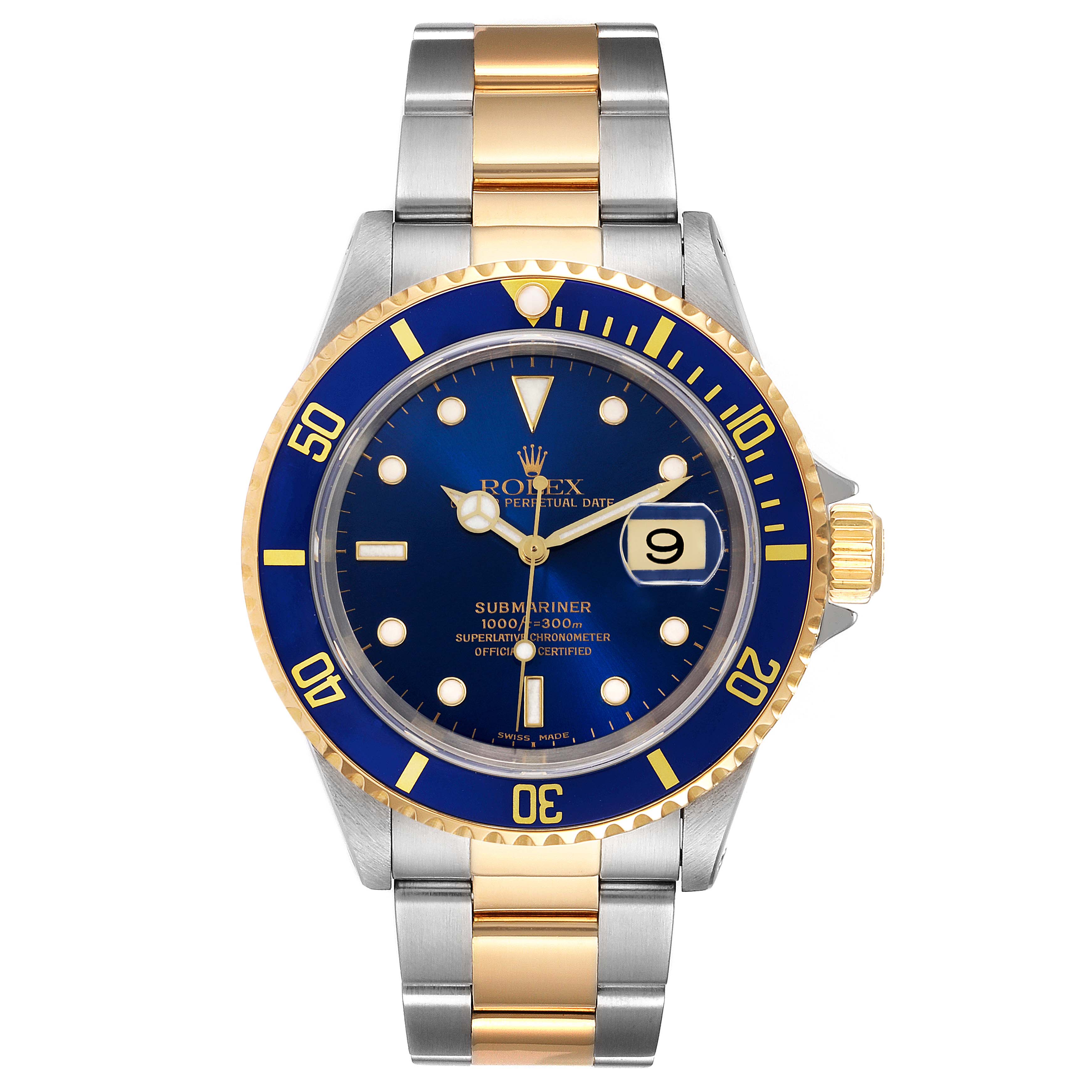 The image shows a front view of a Rolex Submariner 16613 Men
s Steel and Gold (two tone) Blue Dial 16613 Men
s Steel and Gold (two tone) Blue Dial watch with a blue dial, gold and silver bracelet, and a date display.