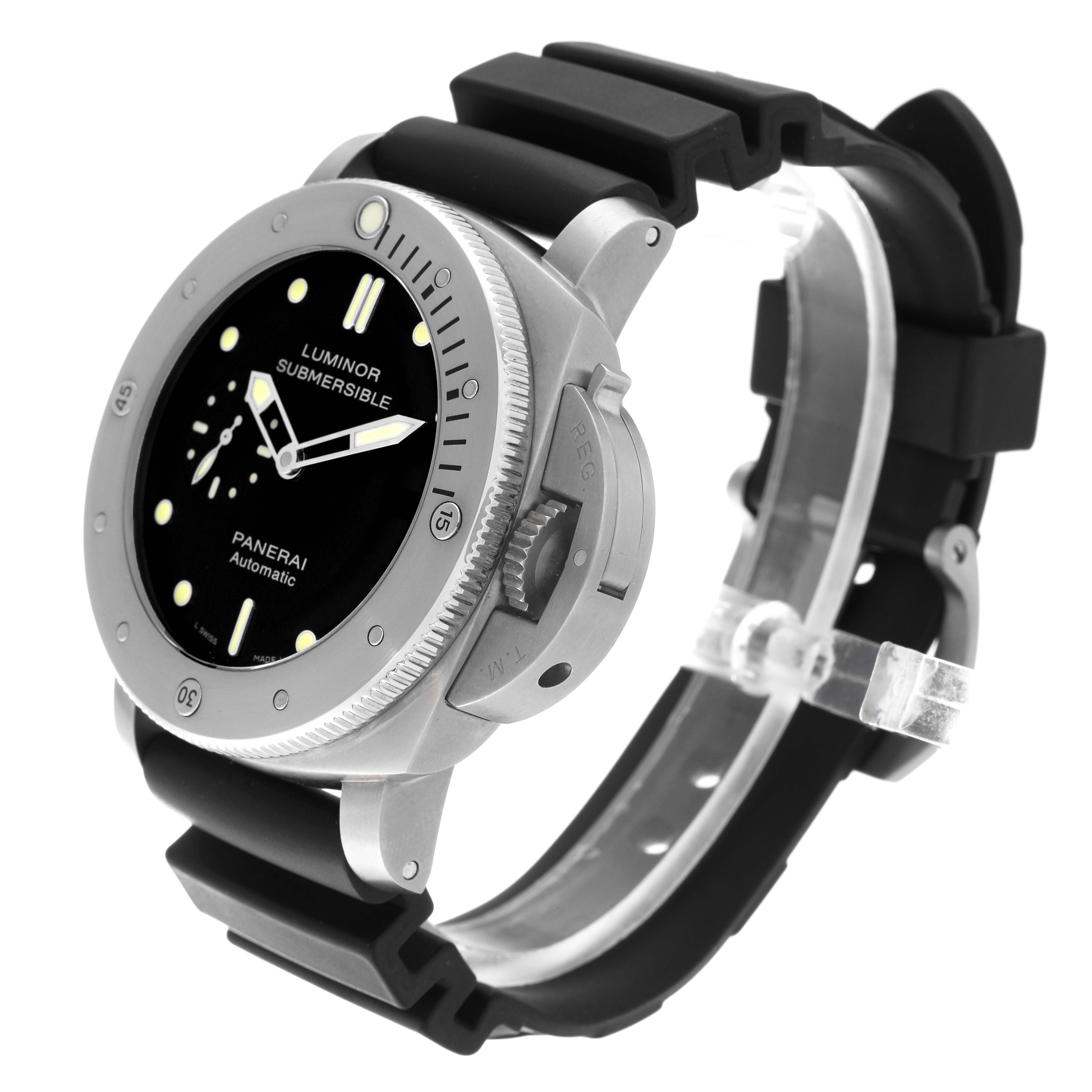 The image shows a side and front angle of the Panerai Luminor Submersible watch, highlighting the bezel, dial, and rubber strap.
