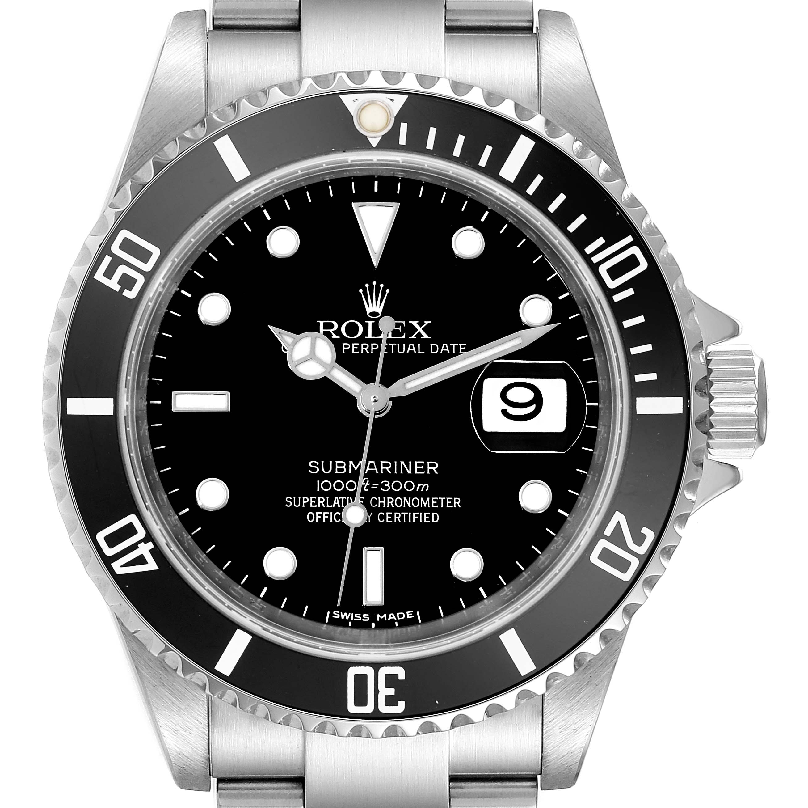 This image shows a front view of a Rolex Submariner 16610 Men
s Stainless Steel Black Dial 16610 Men
s Stainless Steel Black Dial watch, highlighting its dial, bezel, and bracelet.