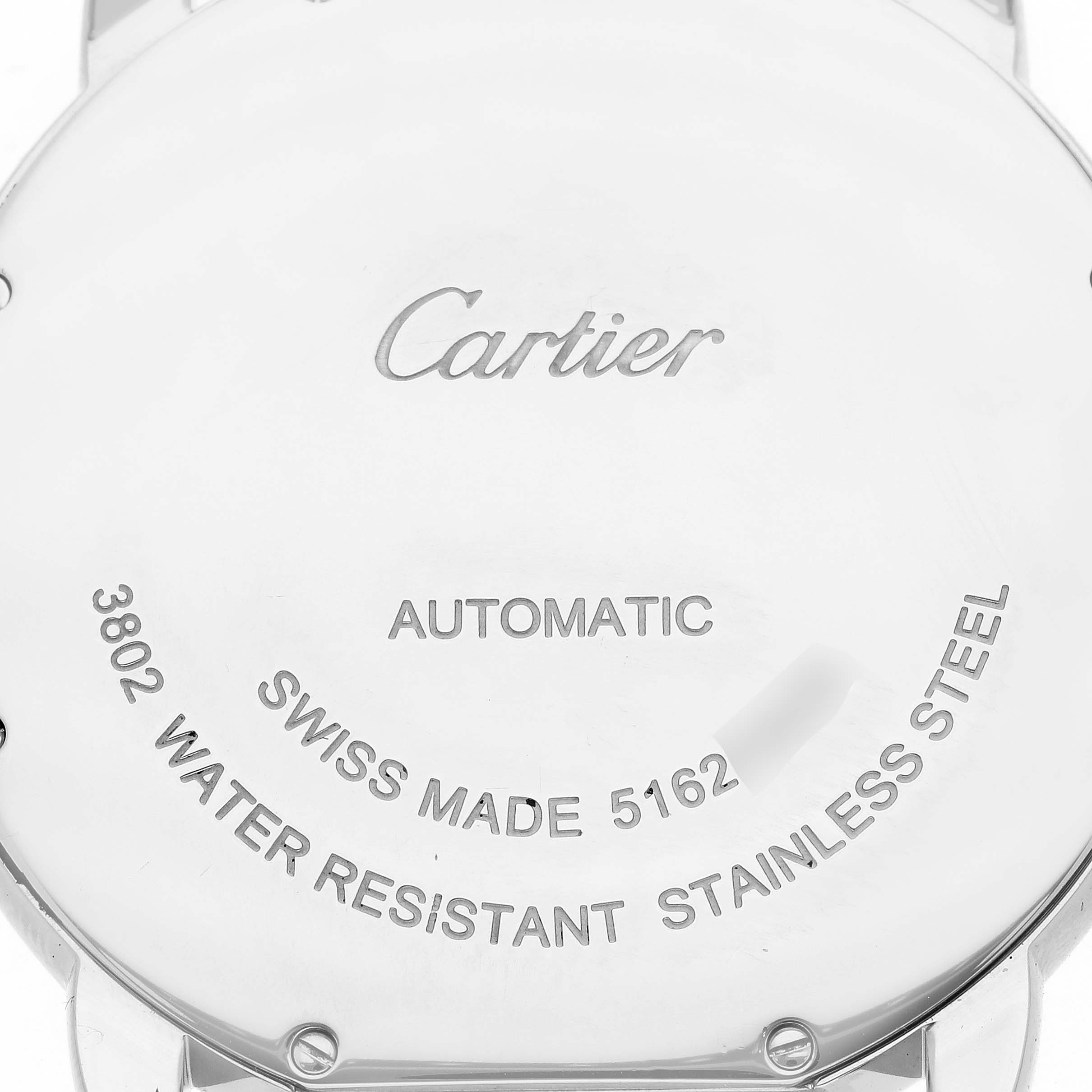 This image shows the back case of the Cartier Ronde W6701011 Men
s Stainless Steel Silver Dial W6701011 Men
s Stainless Steel Silver Dial model, displaying inscriptions about its automatic movement and specifications.