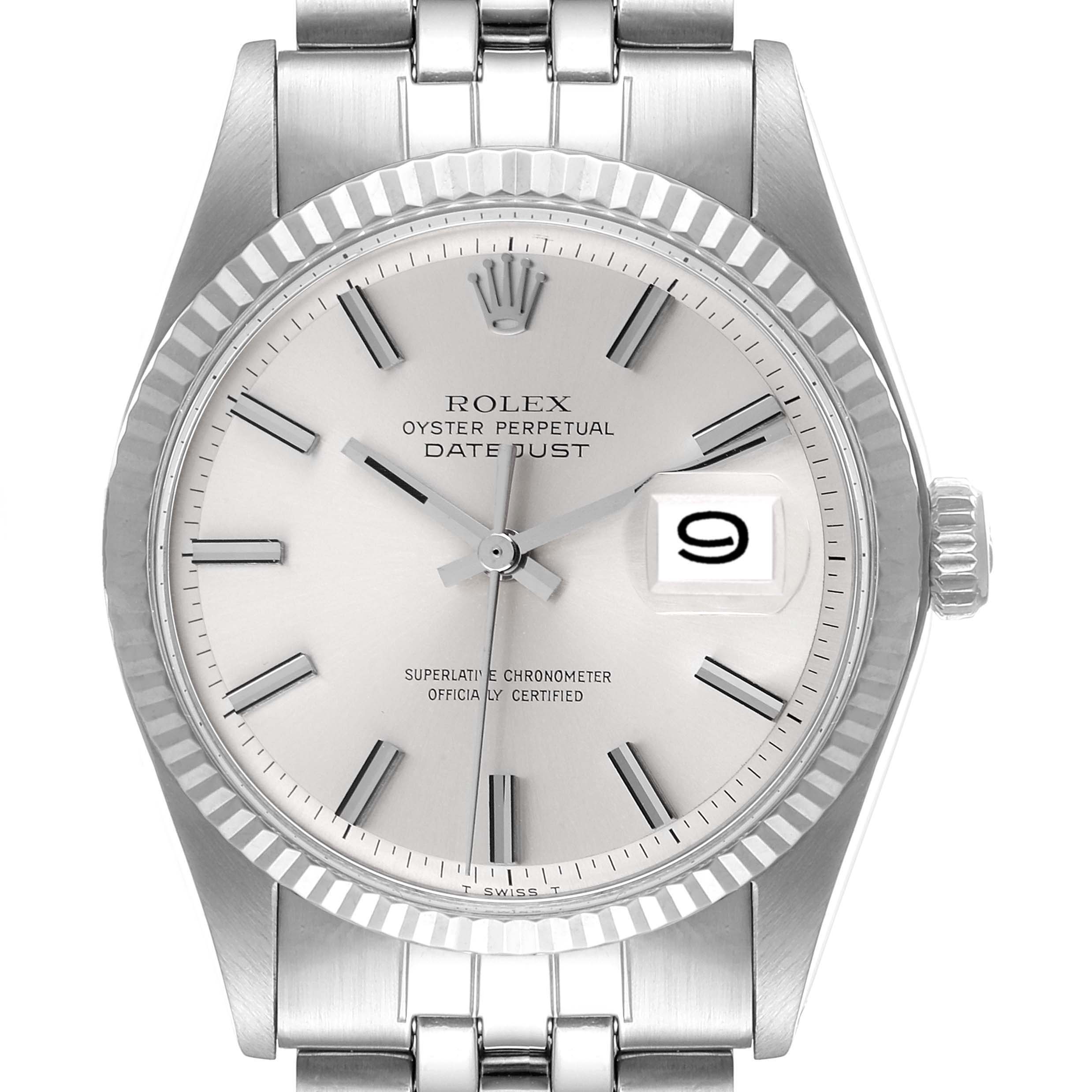 The image shows a front view of the Rolex Vintage Collection 1601 Men
s Stainless Steel Silver Dial 1601 Men
s Stainless Steel Silver Dial Oyster Perpetual Datejust watch, highlighting its face, bezel, and bracelet.