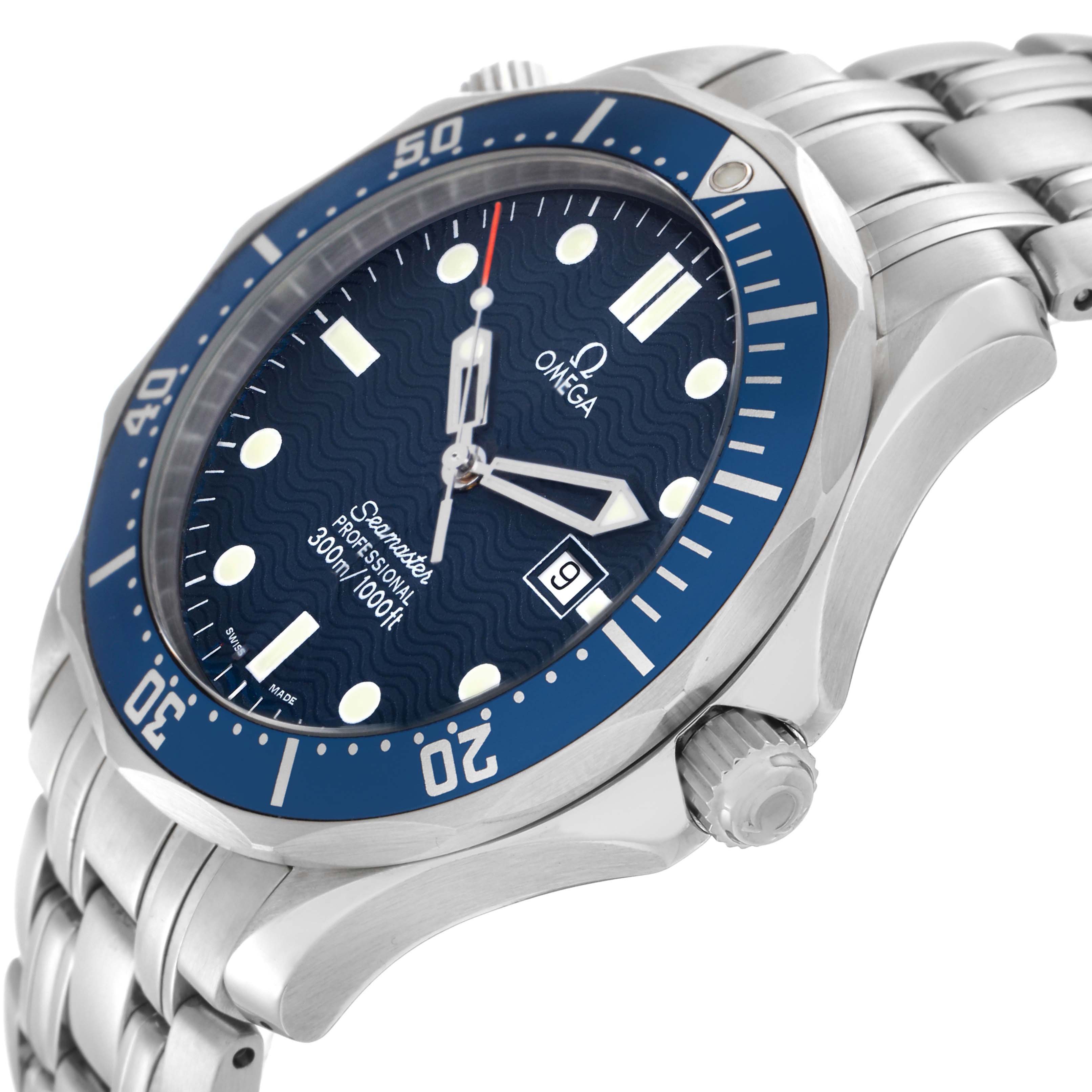 The Omega Seamaster 2541.80.00 Men
s Stainless Steel Blue Dial 2541.80.00 Men
s Stainless Steel Blue Dial is shown at an angled side view, highlighting the dial, bezel, crown, and metal bracelet.