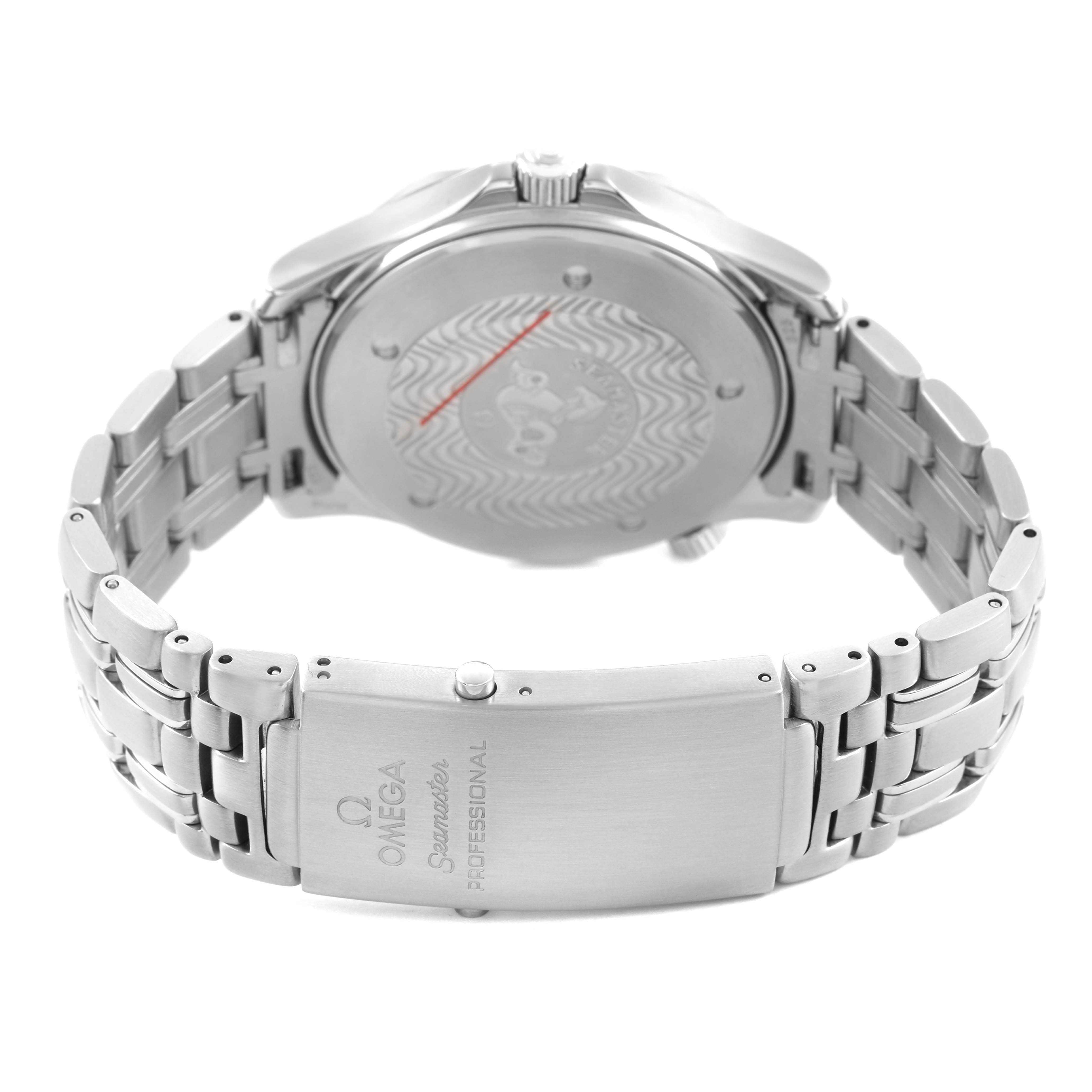 The image shows the back and clasp of an Omega Seamaster 2531.80.00 Men's Stainless Steel Blue Dial, highlighting its bracelet and engraved case back.