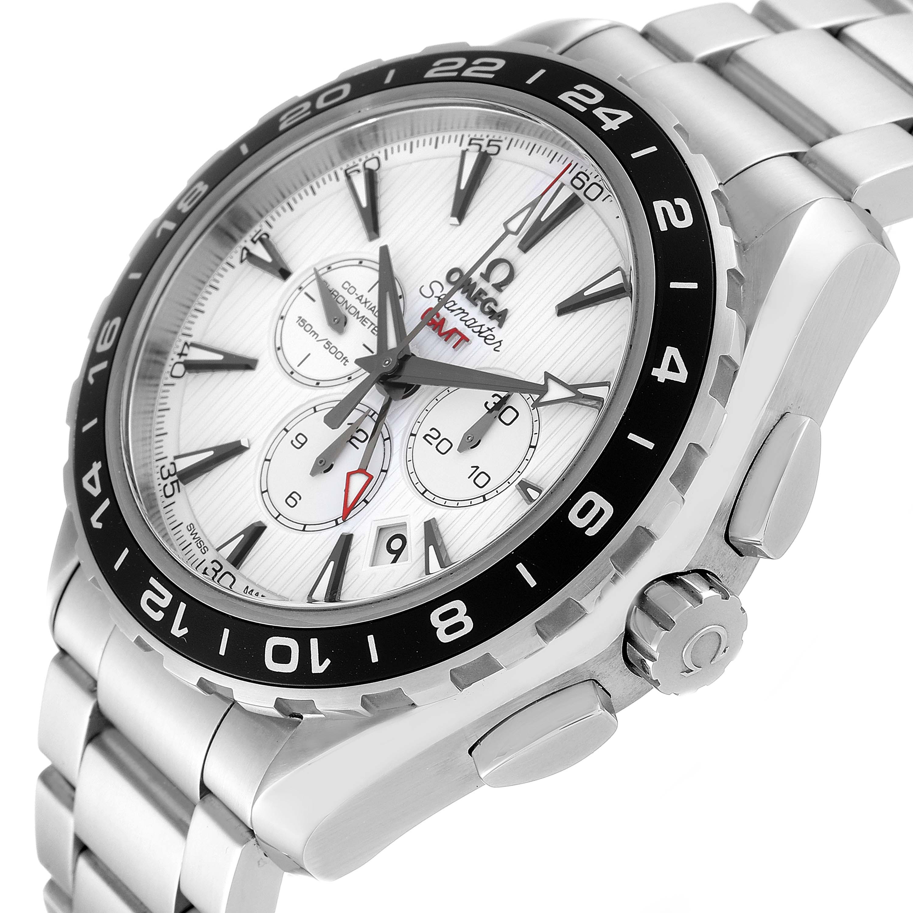 The image shows a side angle of an Omega Seamaster 231.10.44.52.04.001 Men's Stainless Steel White Dial 231.10.44.52.04.001 Men's Stainless Steel White Dial watch, highlighting its white dial, black bezel, and stainless steel bracelet.