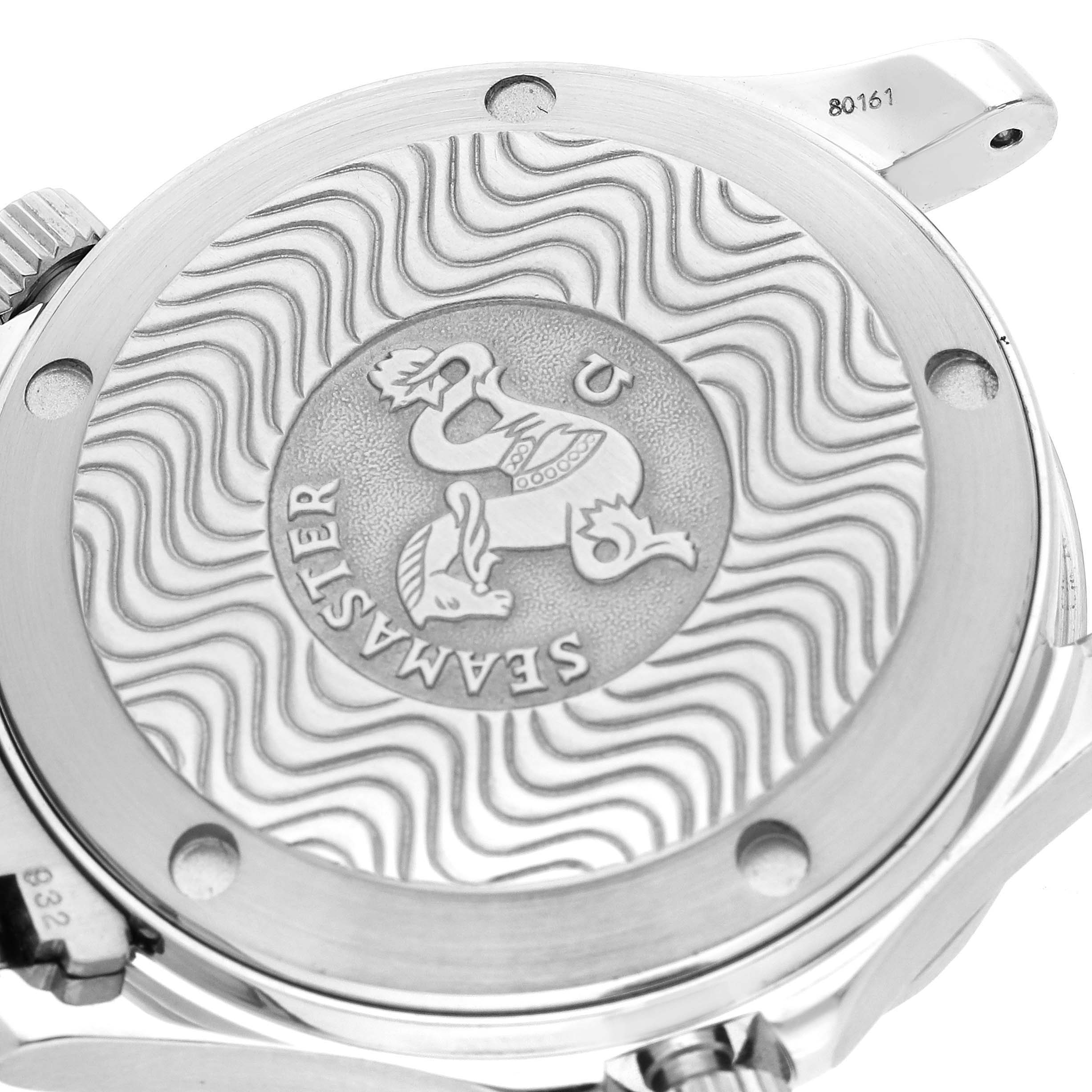 The image shows the case back of an Omega Seamaster 2252.50.00 Men
s Stainless Steel Black Dial 2252.50.00 Men
s Stainless Steel Black Dial, featuring a wave pattern and logo engraving.