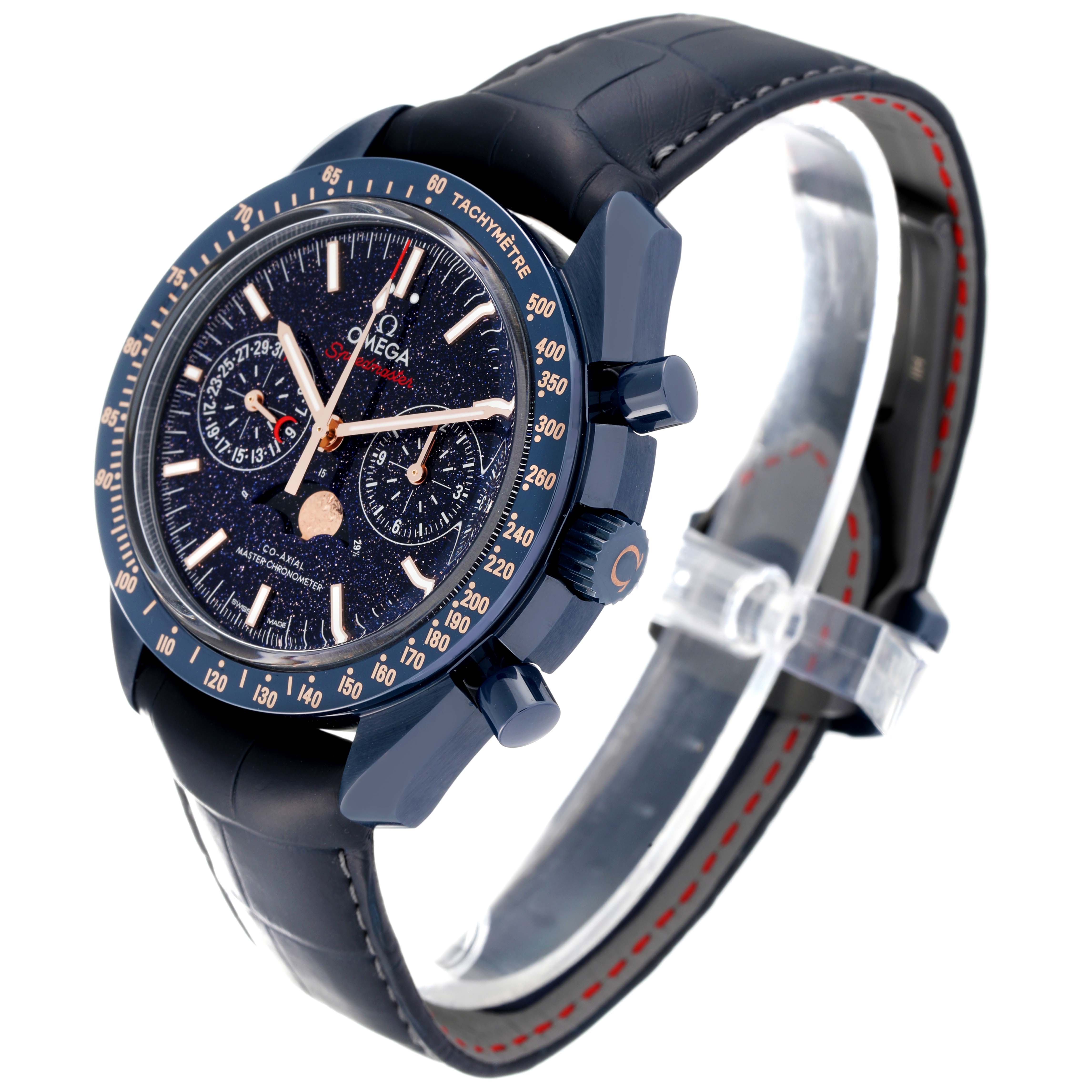 The Omega Speedmaster 304.93.44.52.03.002 Men
s Ceramic Blue Dial 304.93.44.52.03.002 Men
s Ceramic Blue Dial is shown from a three-quarter angle displaying the face, bezel, crown, pushers, and strap.