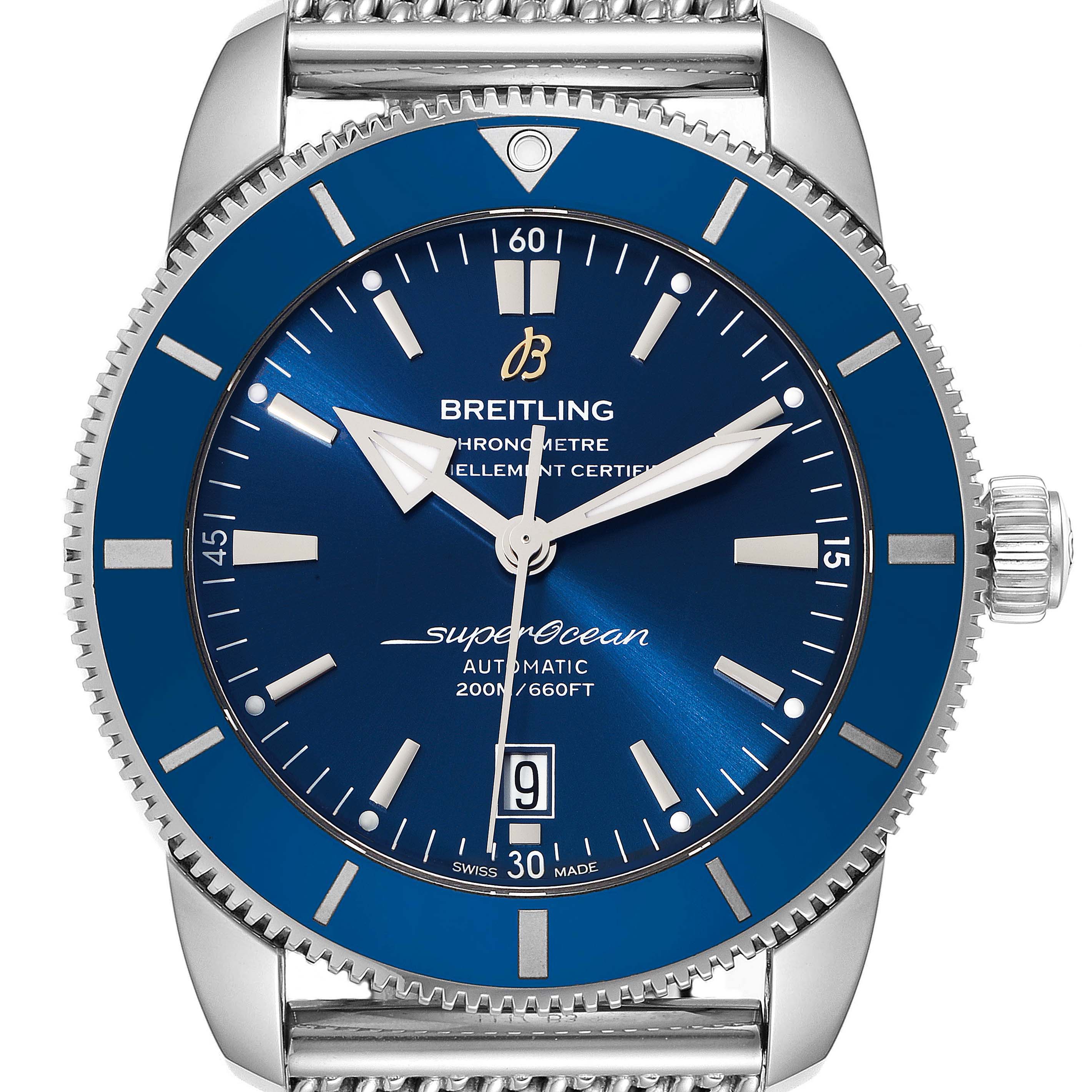This image shows a front view of the dial and bezel of a Breitling Superocean AB202016-C961-152A Men
s Stainless Steel Blue Dial AB202016-C961-152A Men
s Stainless Steel Blue Dial watch, highlighting the hands, indices, date window, and branding.