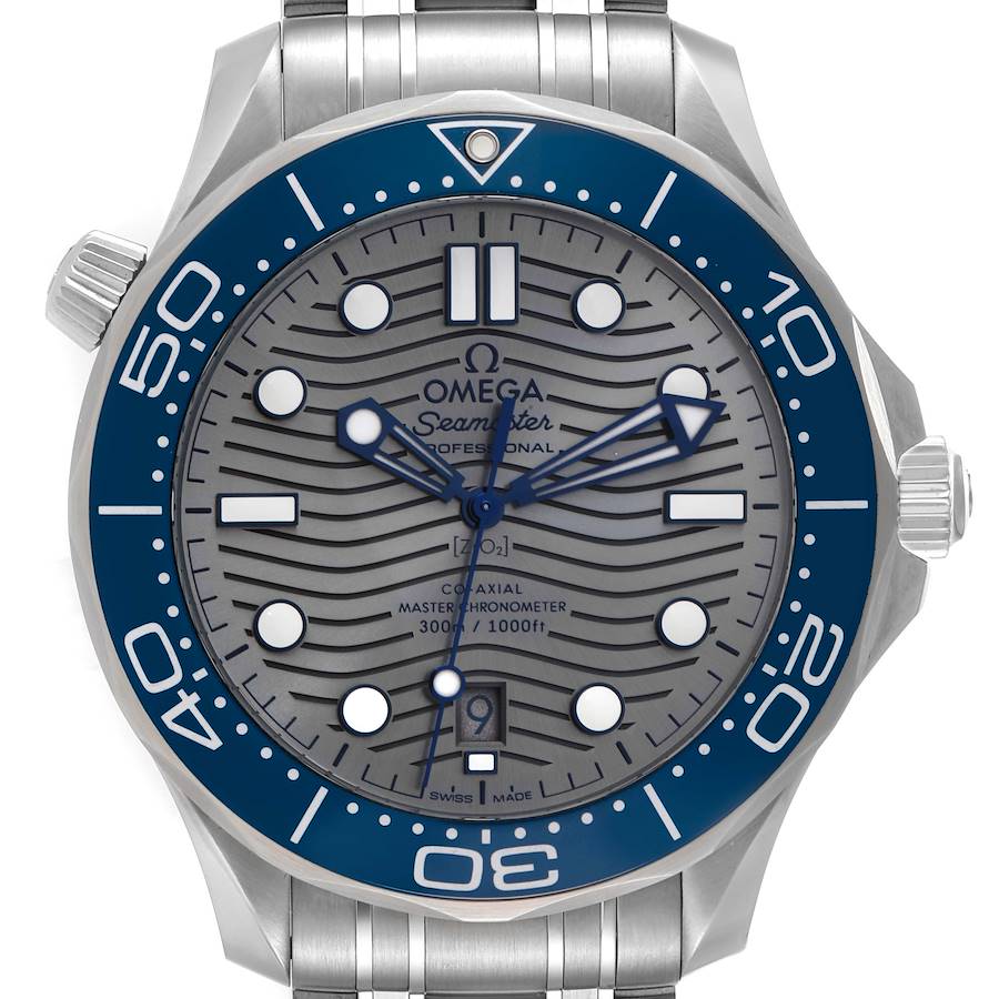 Omega Seamaster Diver Master Chronometer Watch 210.30.42.20.06.001 Box Card SwissWatchExpo