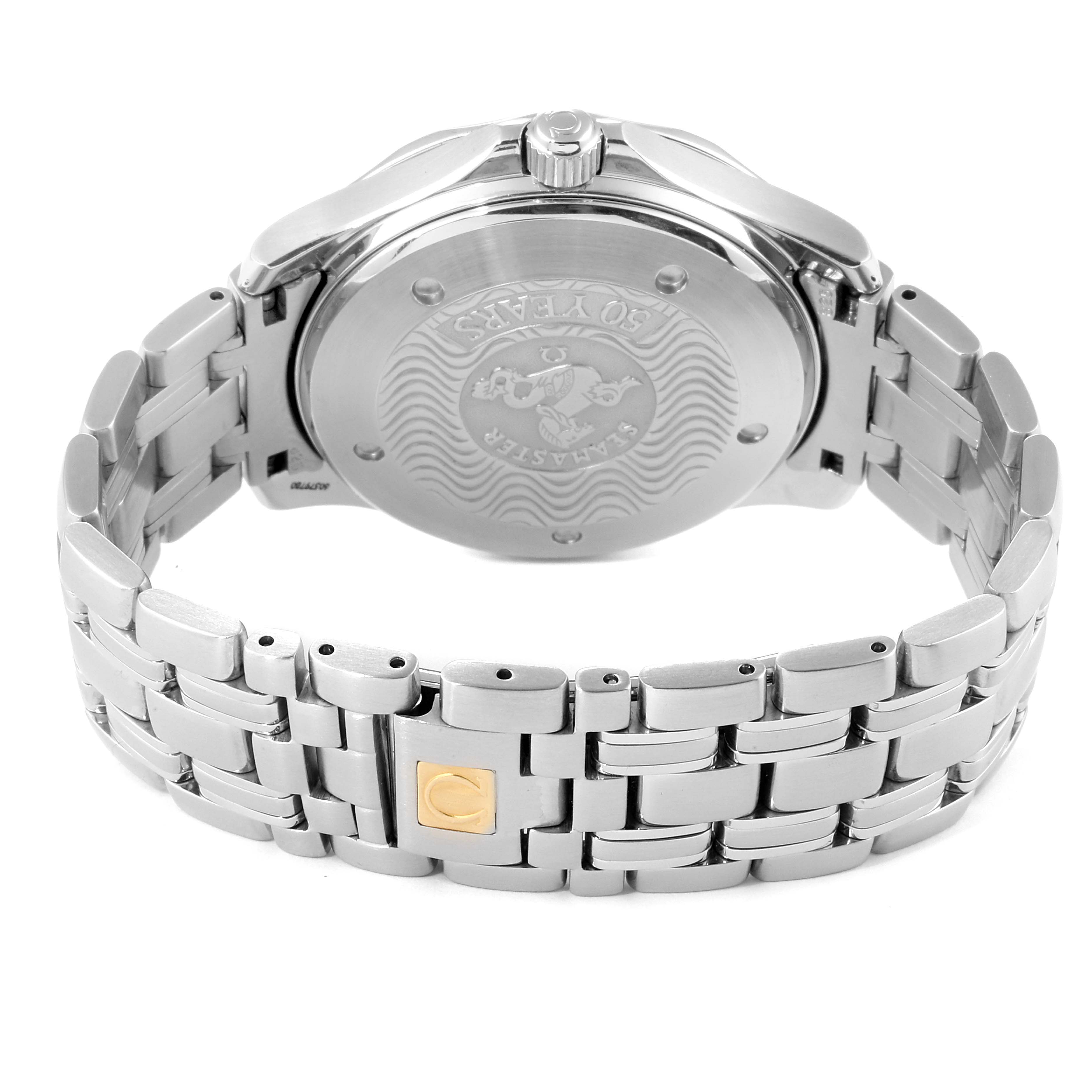 The image shows the back case and bracelet of an Omega Seamaster 2534.50.00 Men
s Stainless Steel Black Dial 2534.50.00 Men
s Stainless Steel Black Dial watch, highlighting the engraved back and metal links.